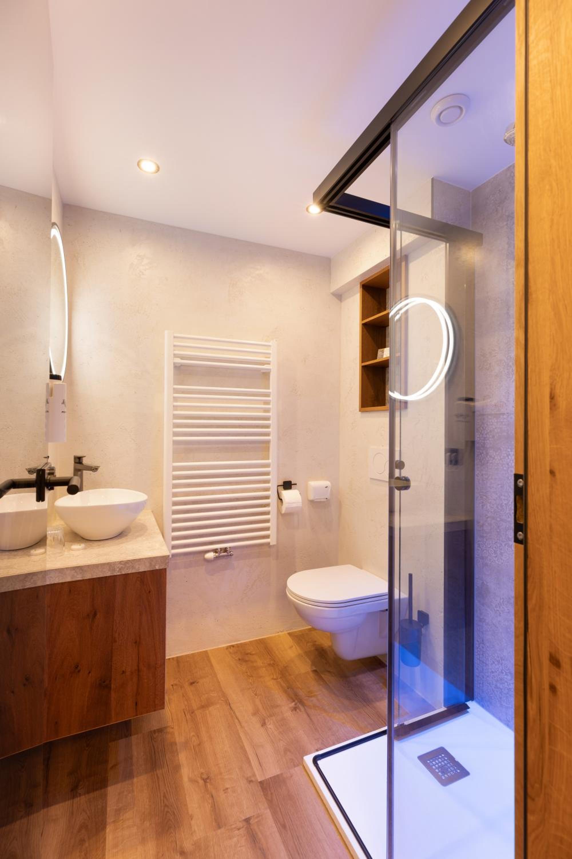 Small Twin Room photo 2