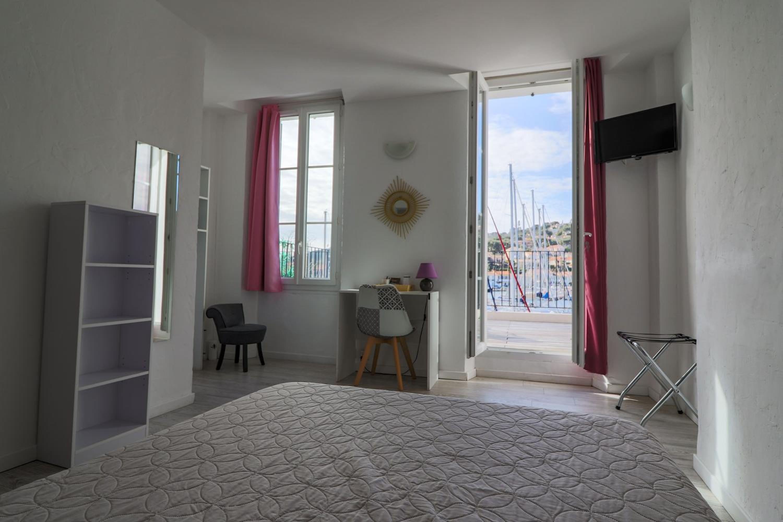 Double Room with Terrace photo 3