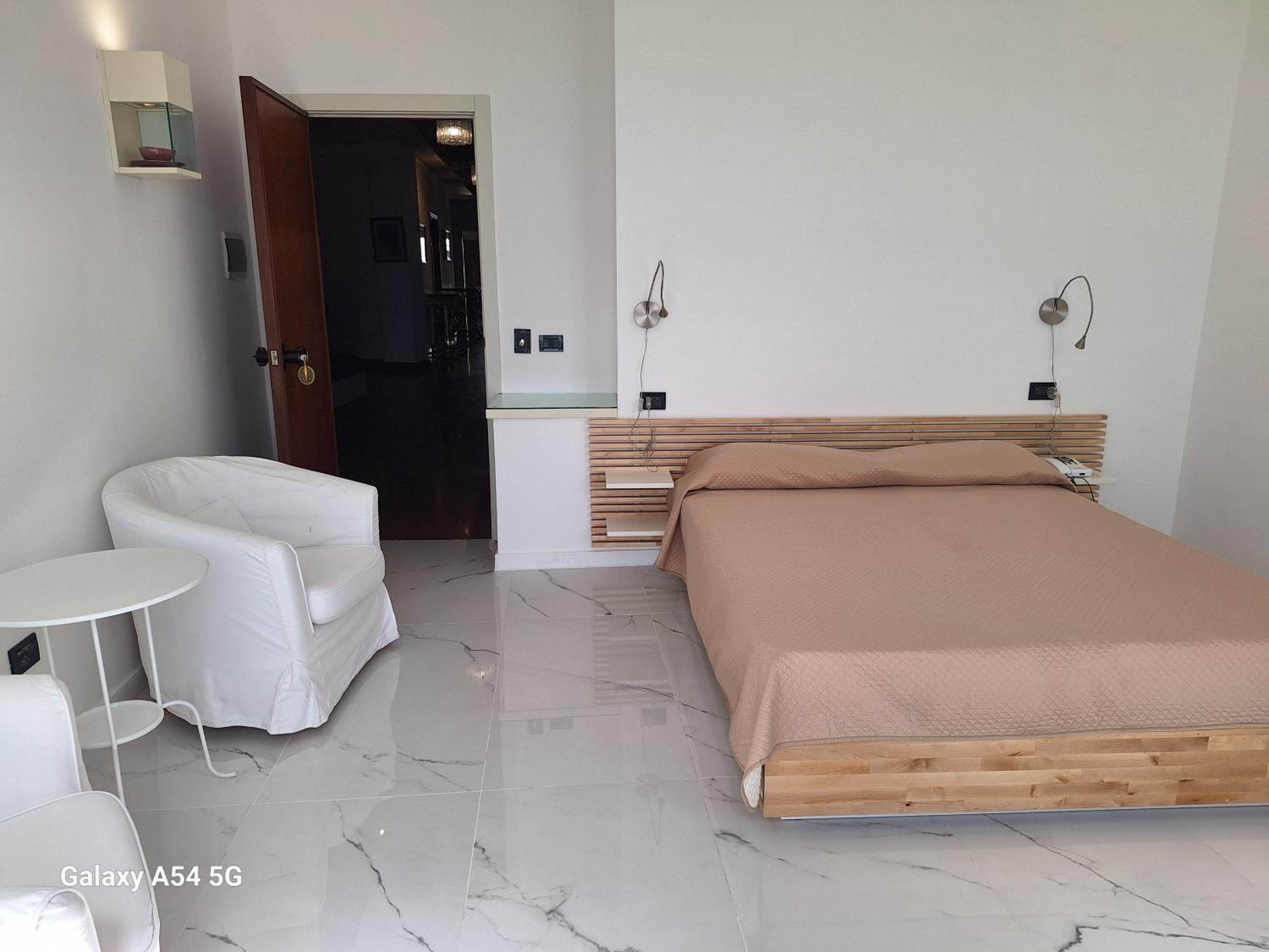Junior Suite with Terrace