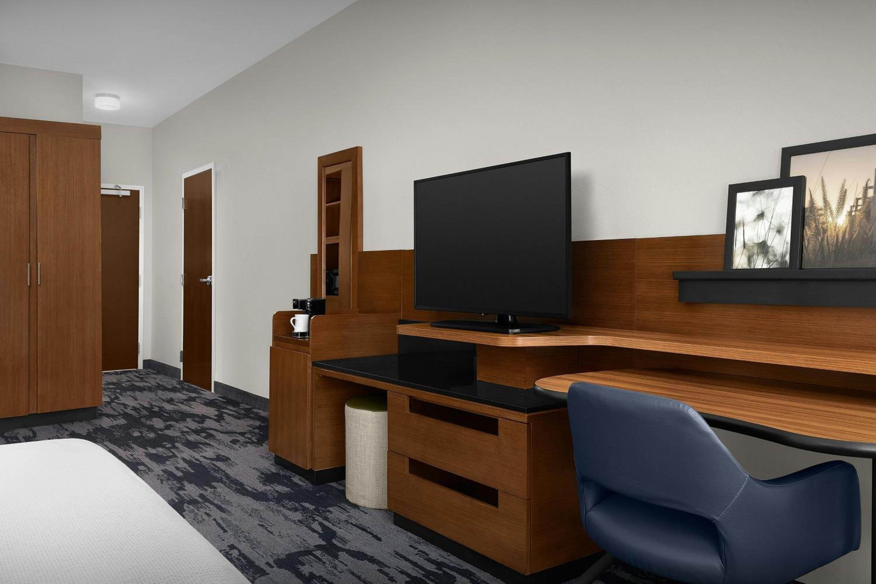 Fairfield Inn & Suites by Marriott Fayetteville North, Photo 2