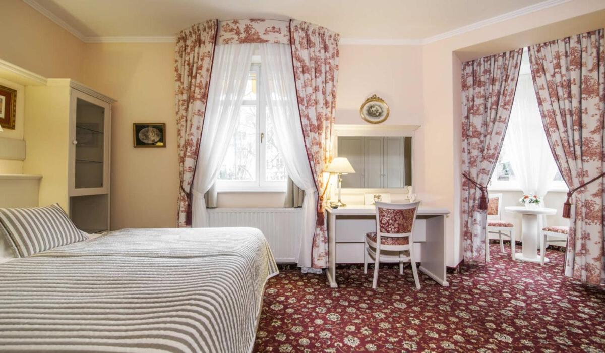 Deluxe Apartment