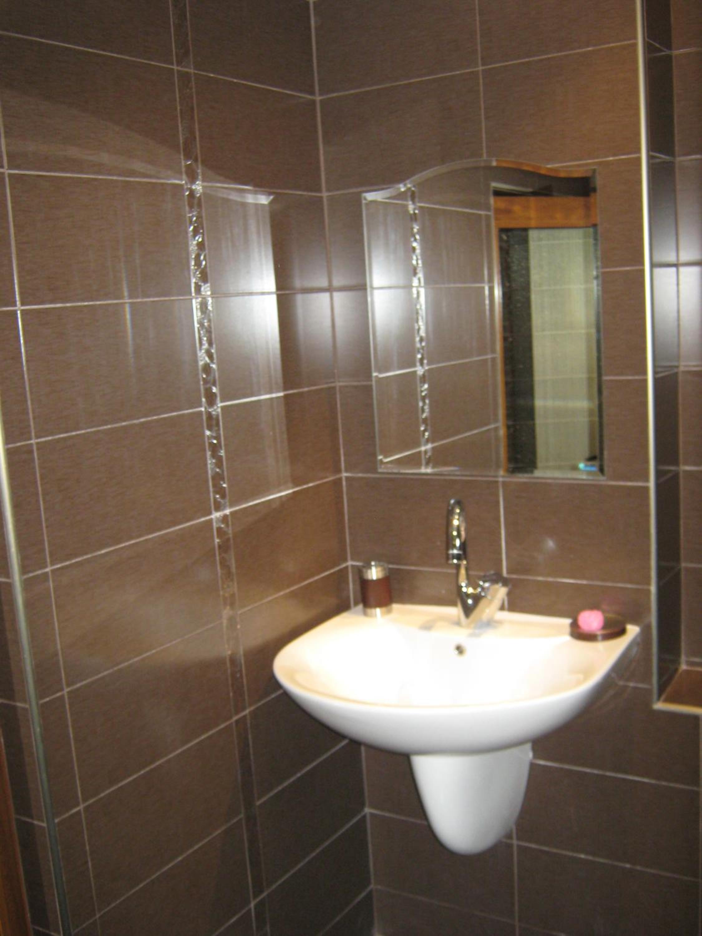 Double or Twin Room - Photo 17