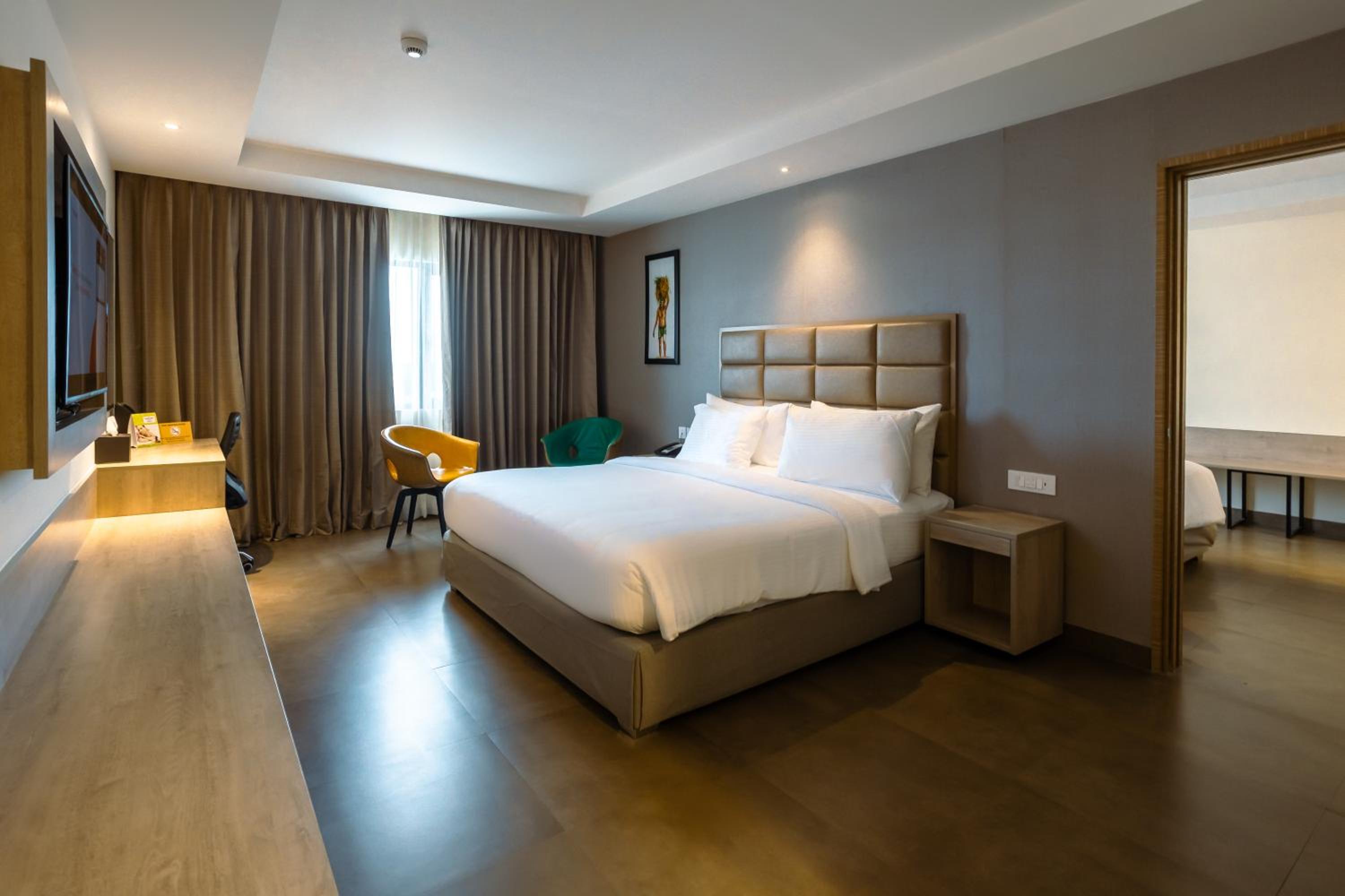 Executive Room - Photo 4