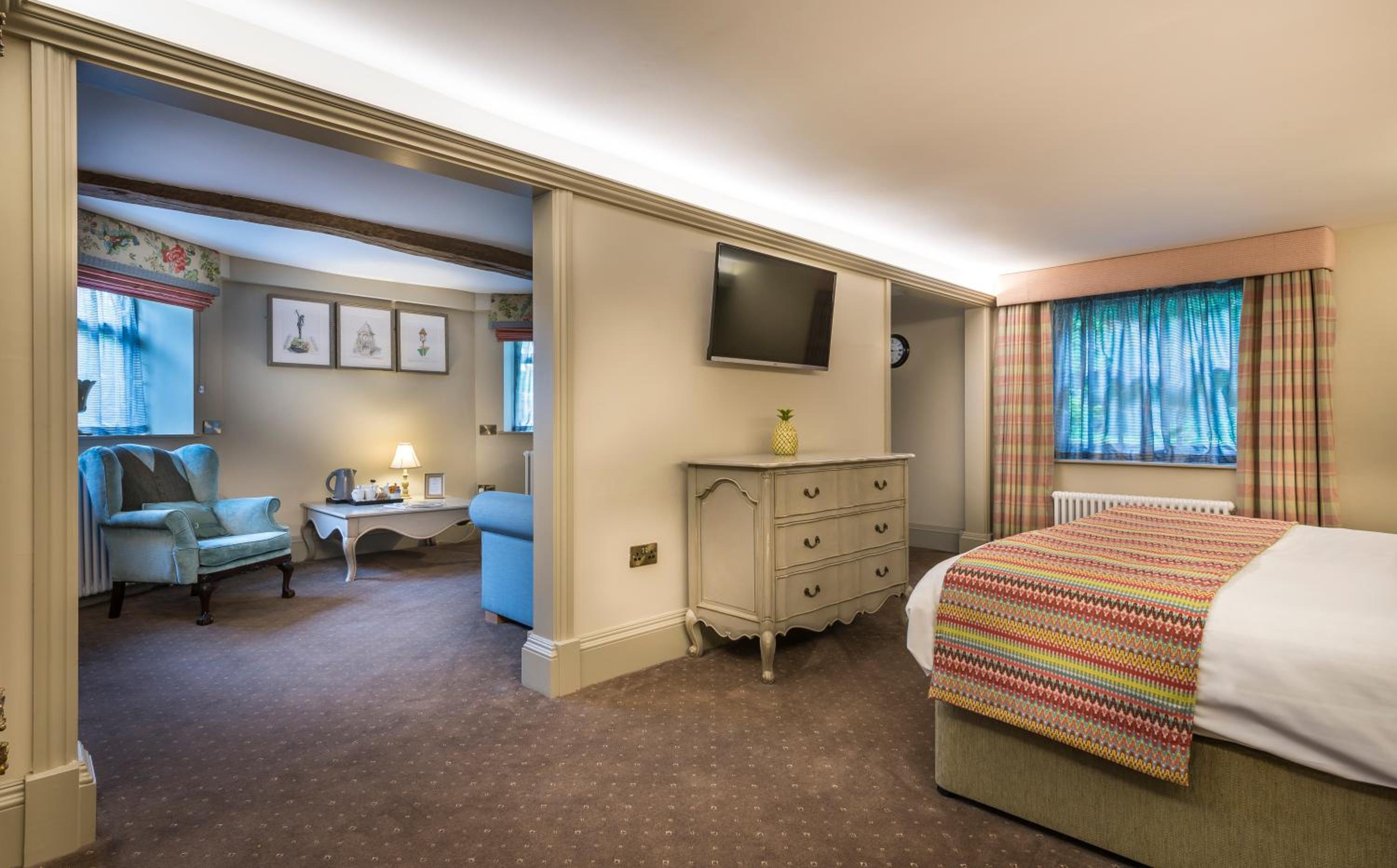 Suite - Photo 4