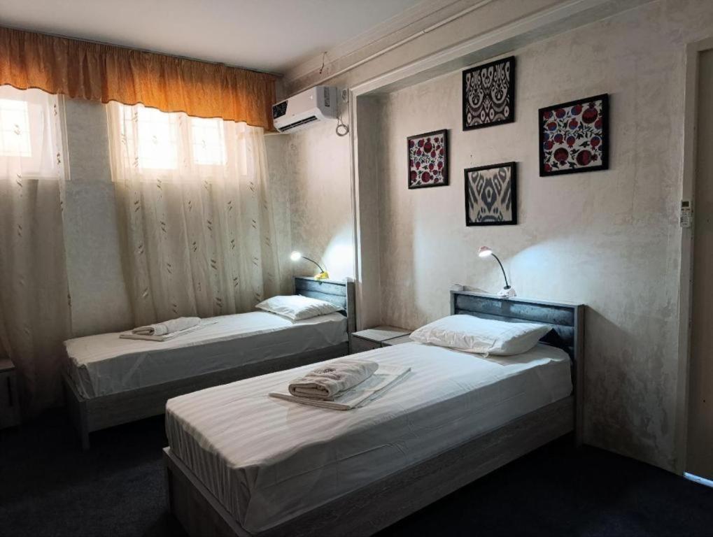 Bed in 6-Bed Dormitory Room photo 3