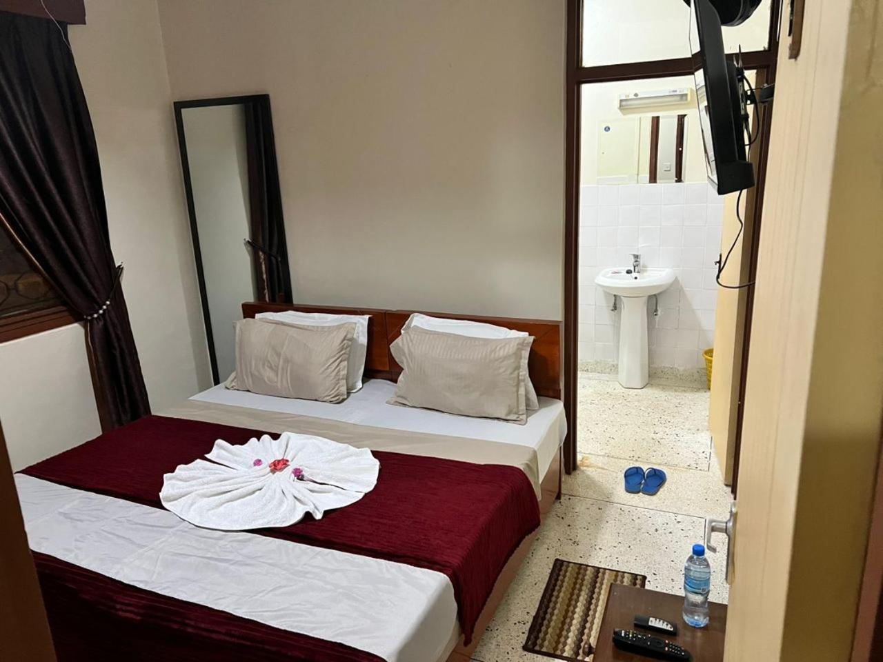 Double Room (1 Adult + 1 Child) photo 2