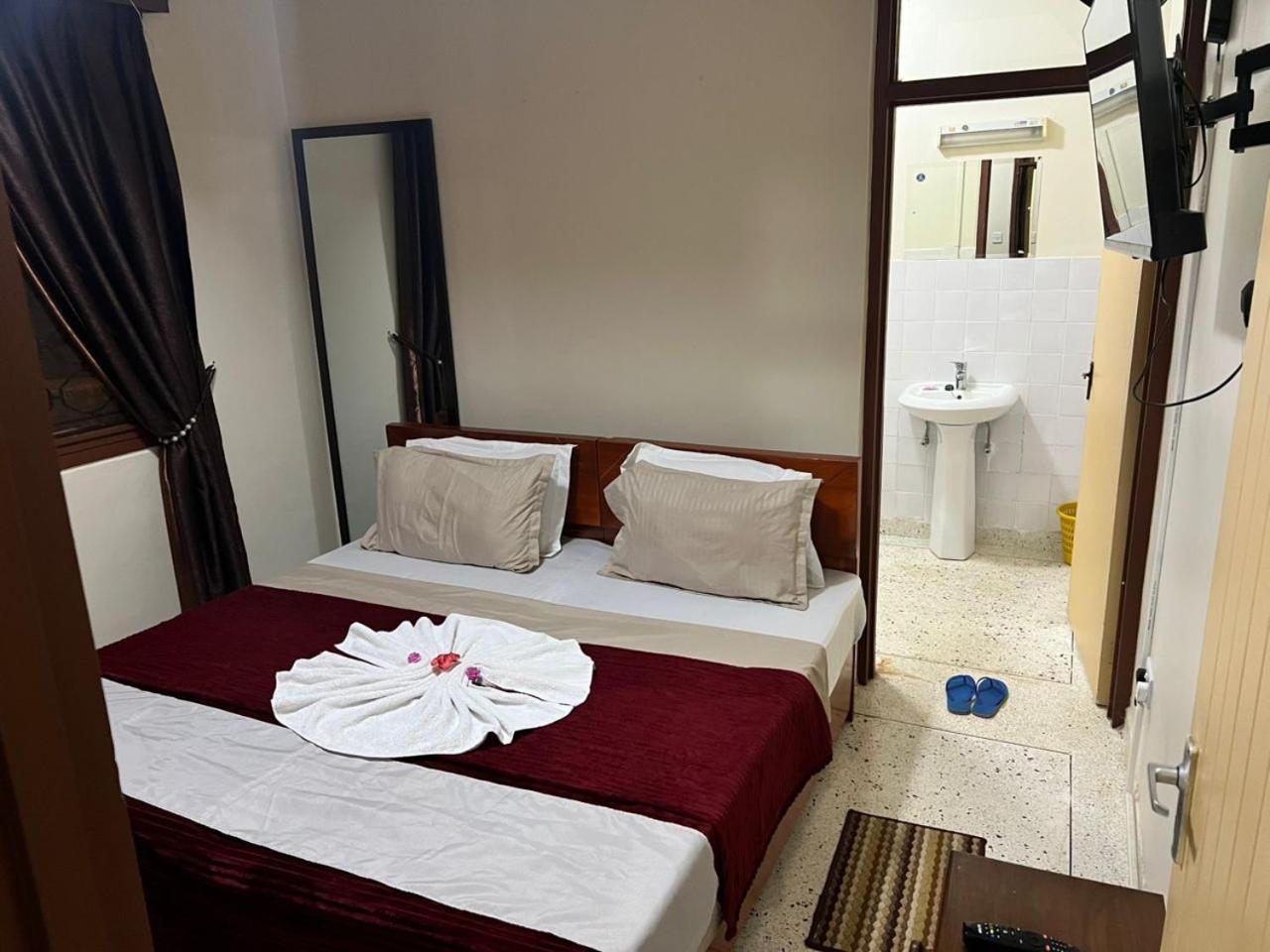 Double Room (1 Adult + 1 Child) photo 1