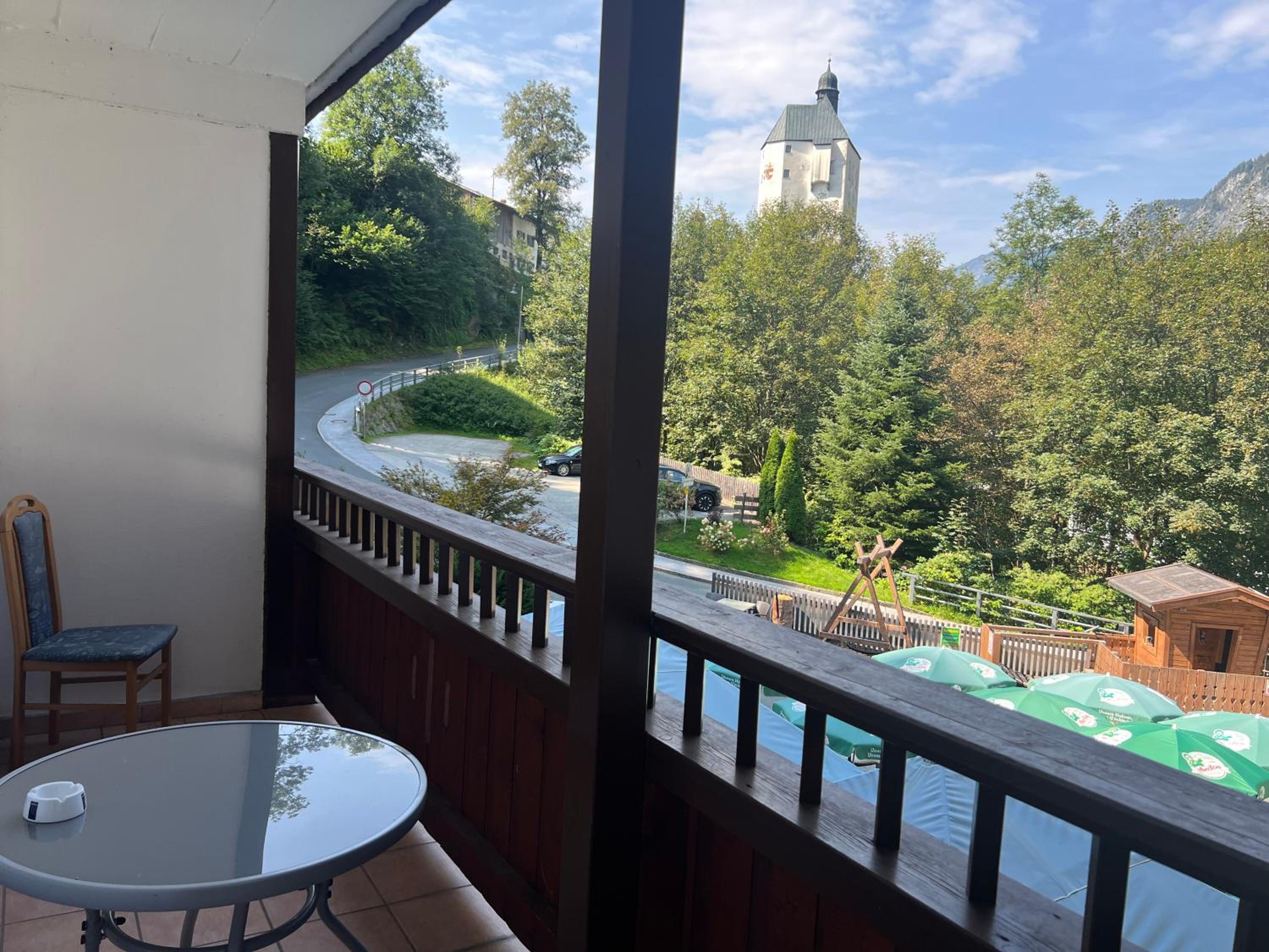 One-Bedroom Apartment with Balcony photo 3