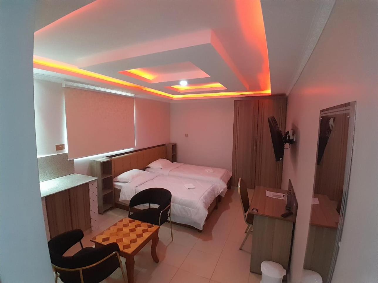 Superior Twin Room photo 3