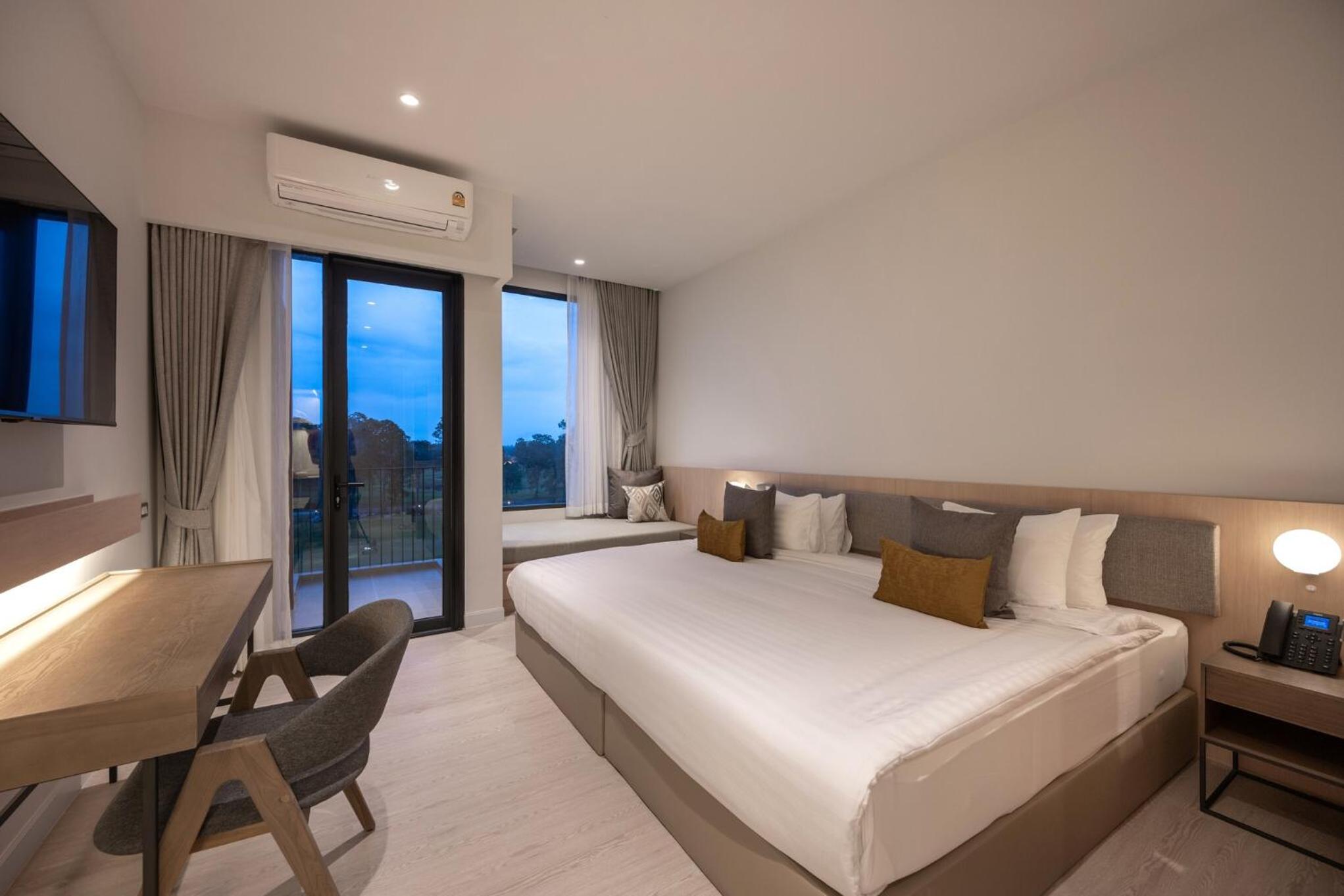 Grand Deluxe Double or Twin Room - Photo 3