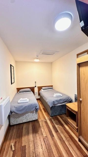 Standard Twin Room photo 2