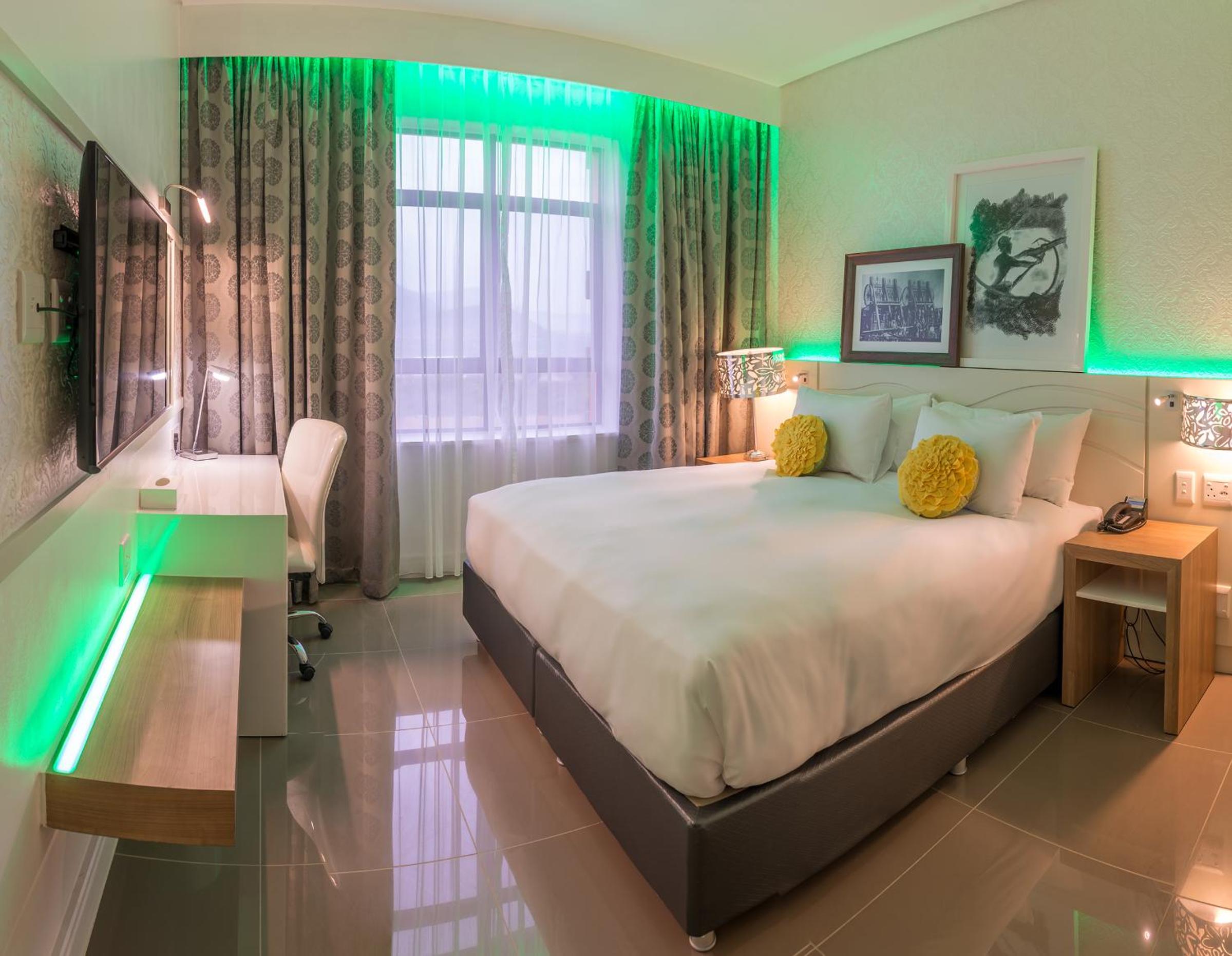 Superior King Room Self-Catering - Photo 1