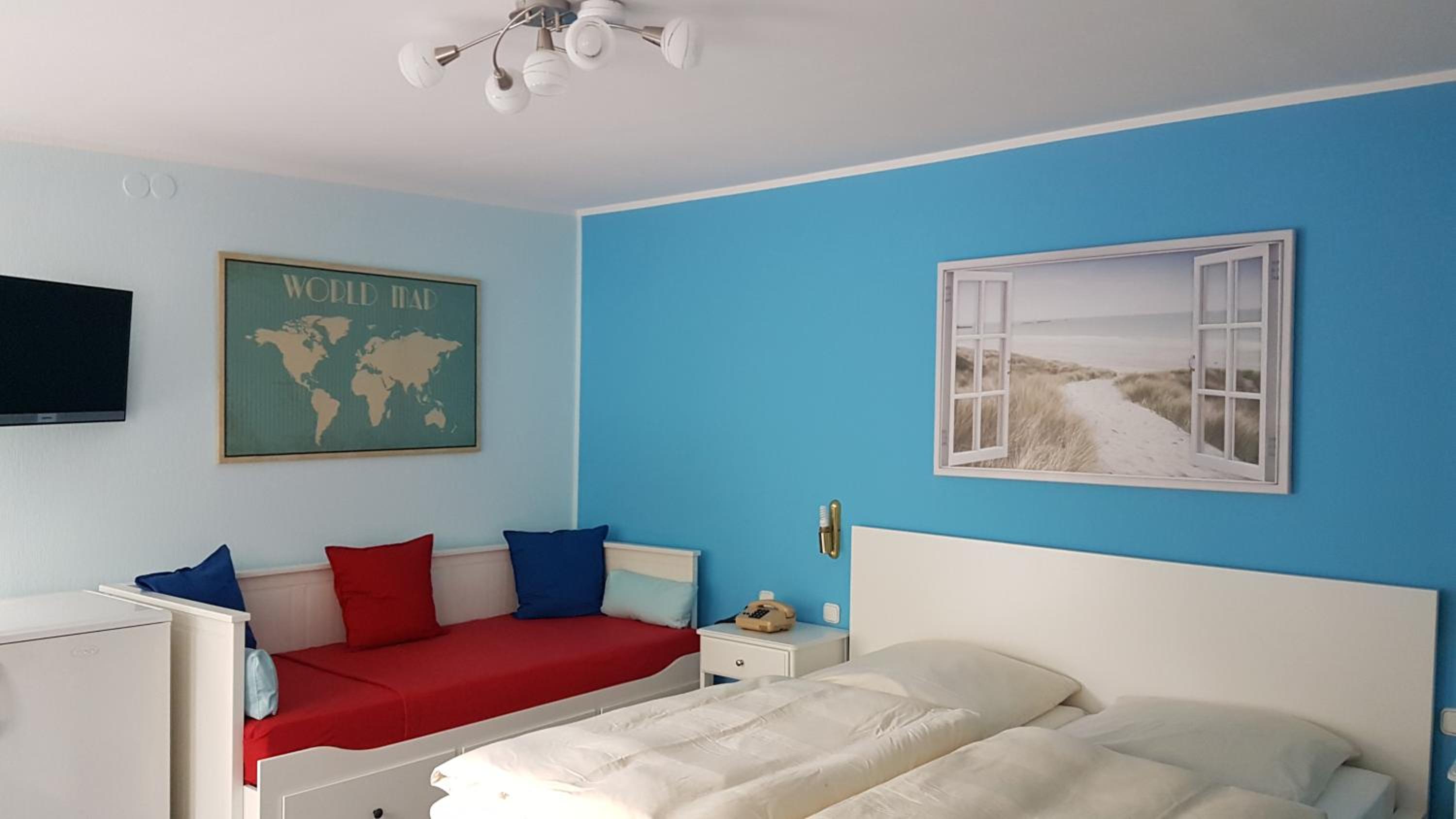 Double Room - Photo 11