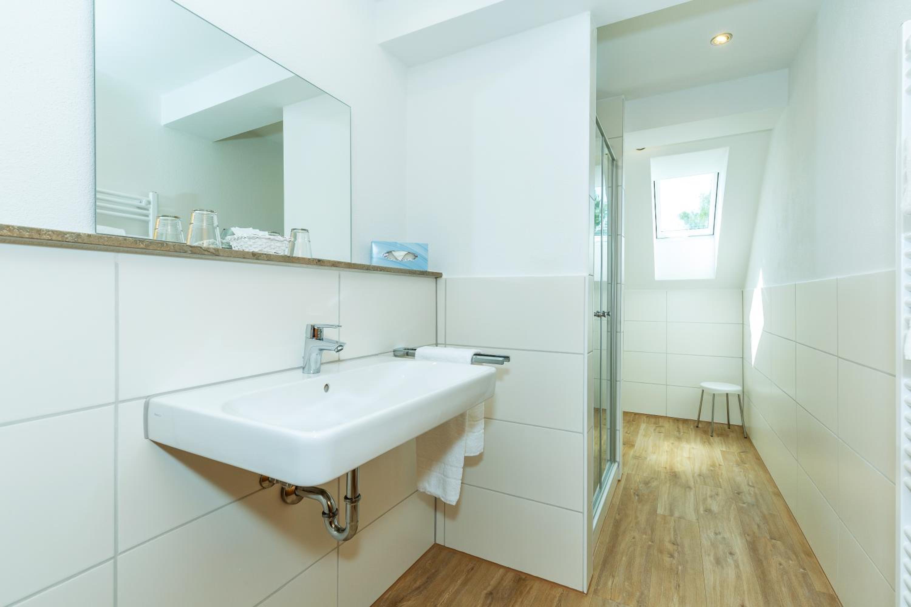 Double Room - Photo 7