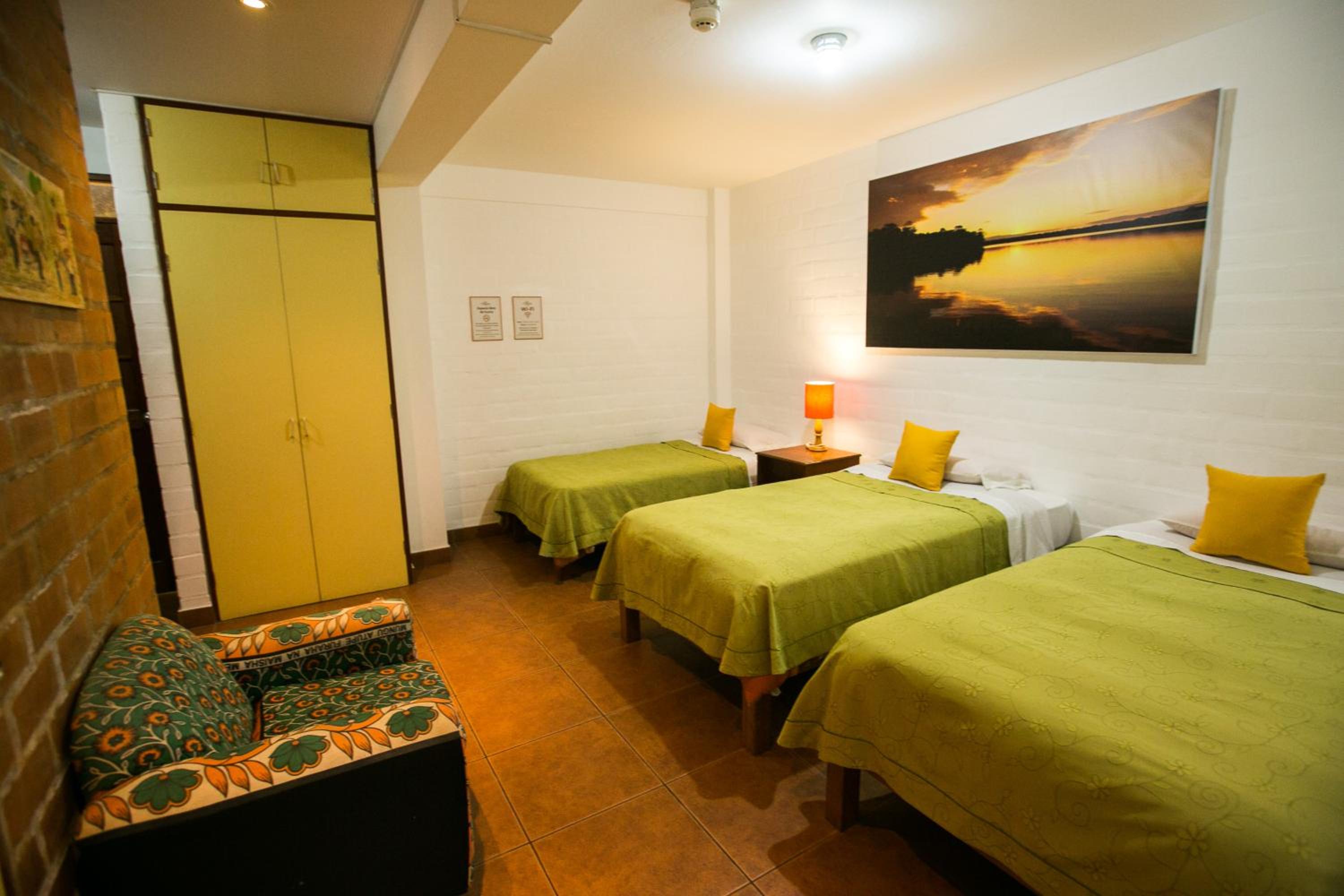 Deluxe Triple Room photo 2