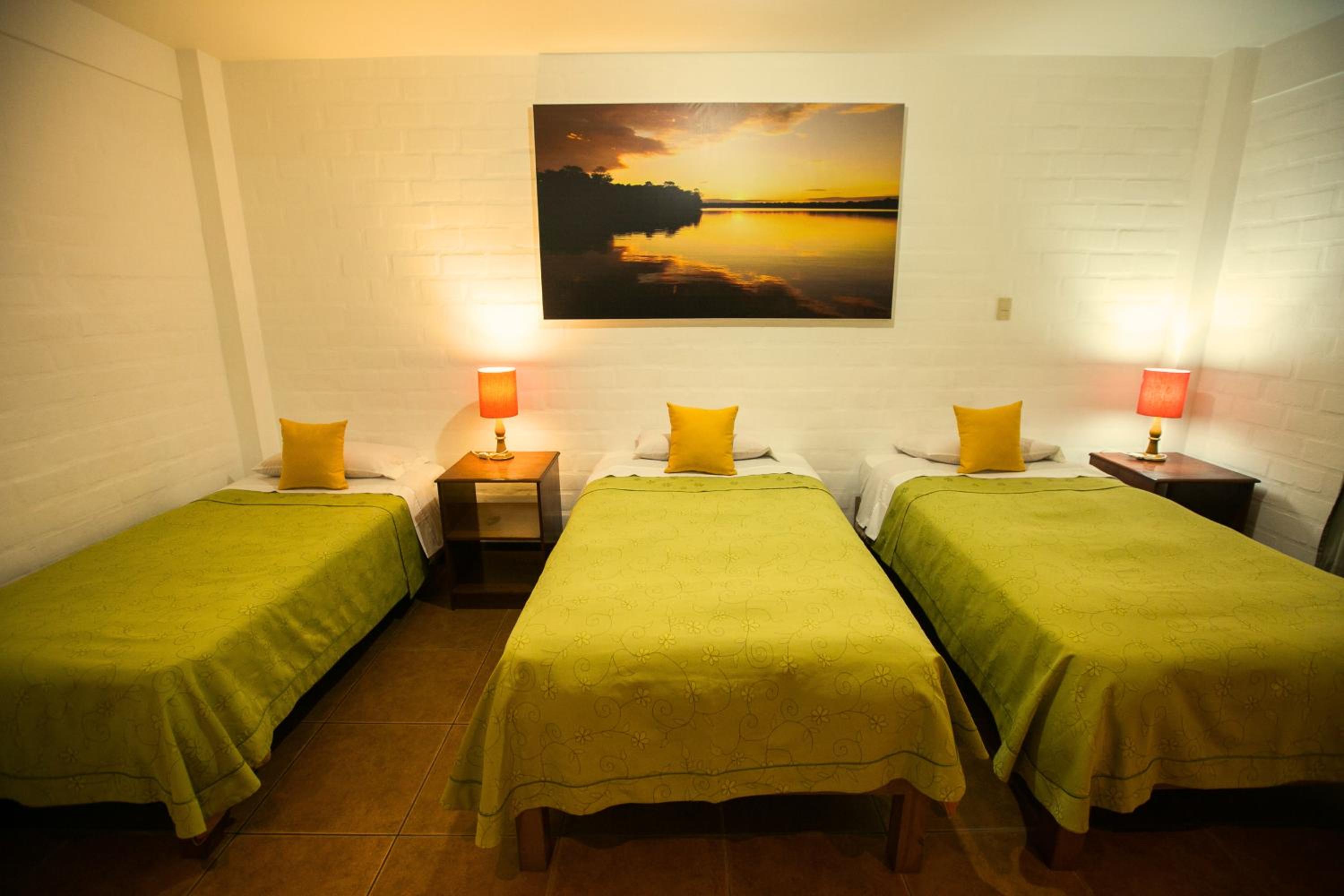 Deluxe Triple Room photo 3
