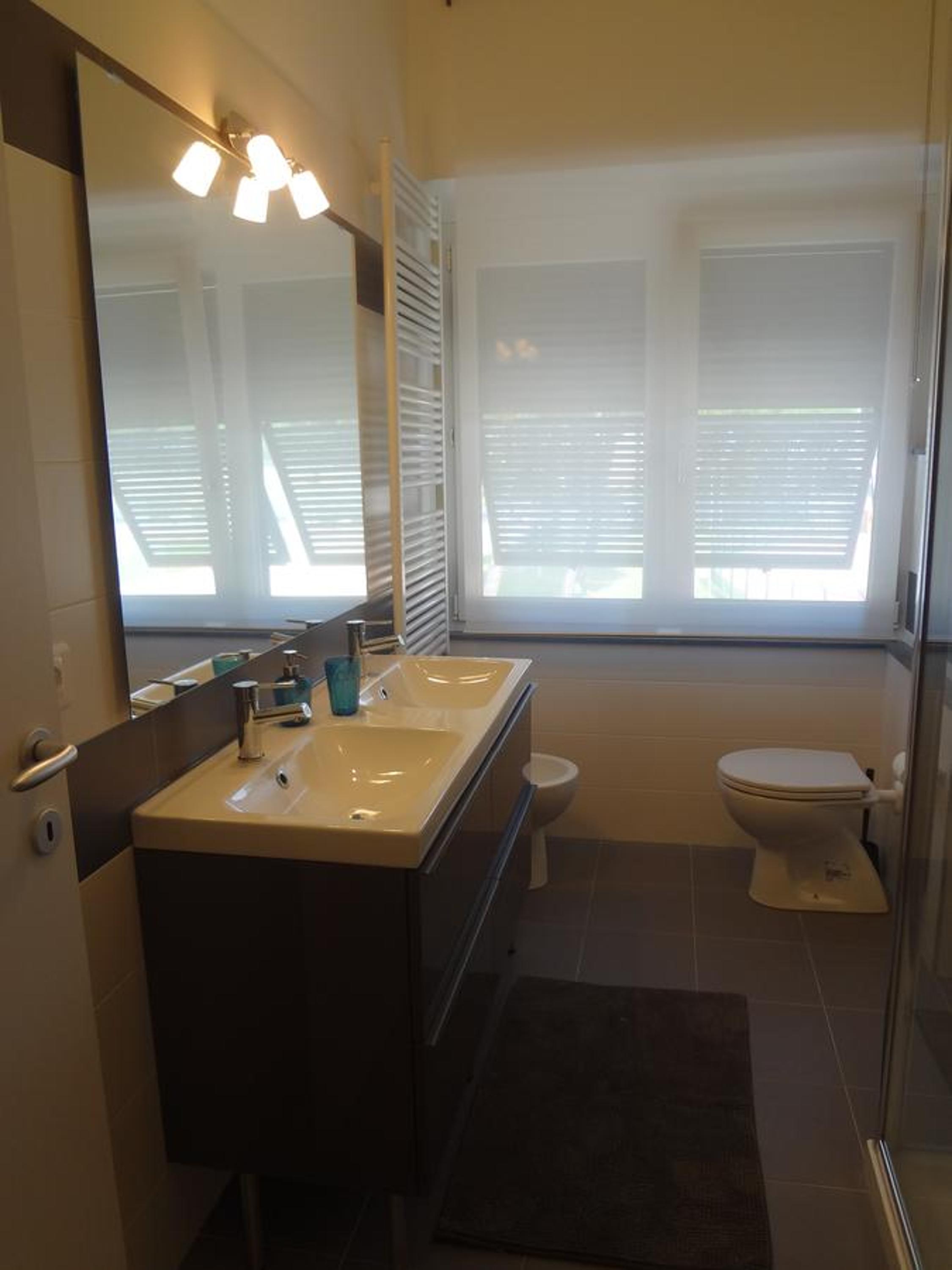 Apartment - Photo 24