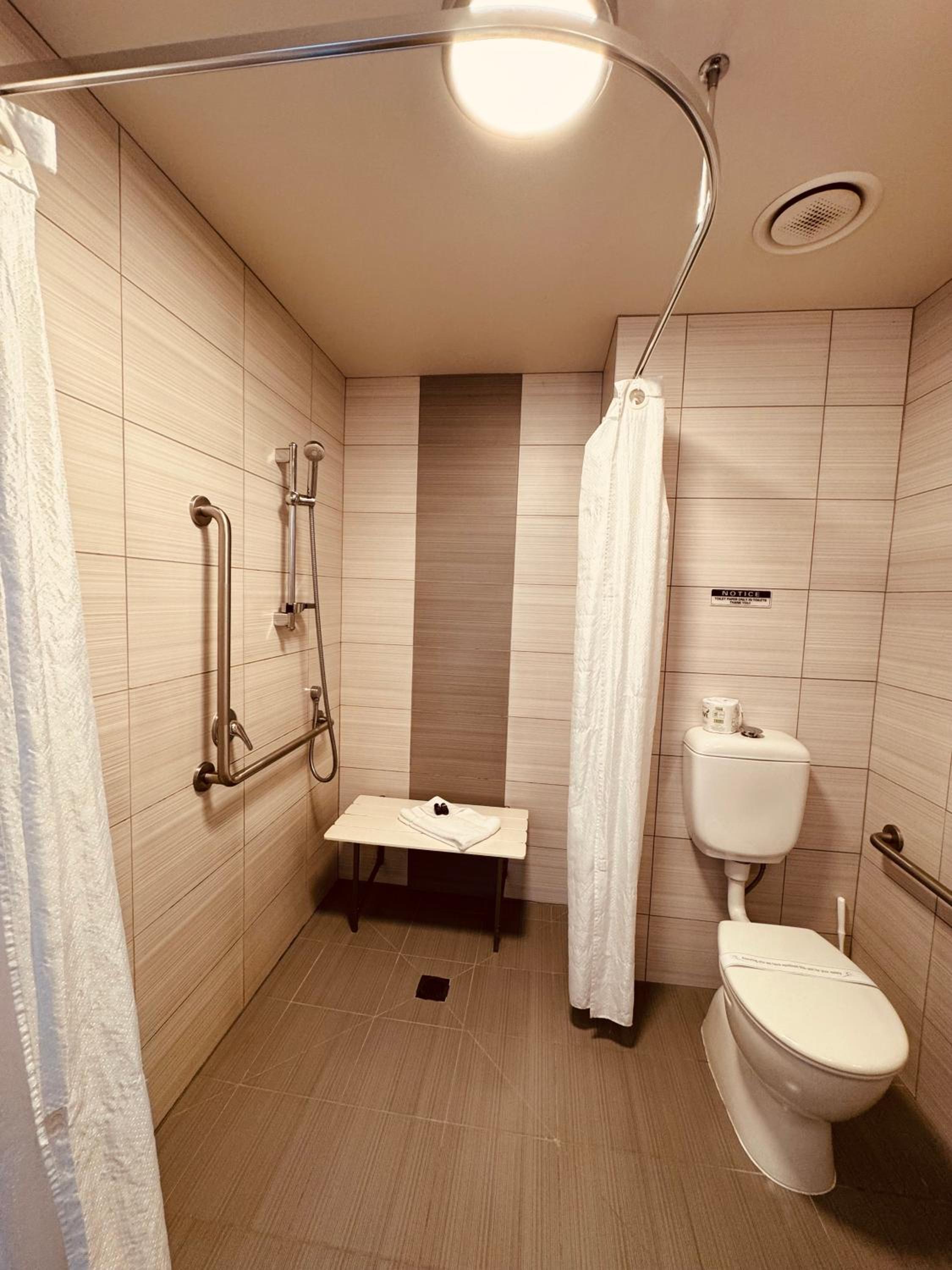 Two-Bedroom Suite photo 2