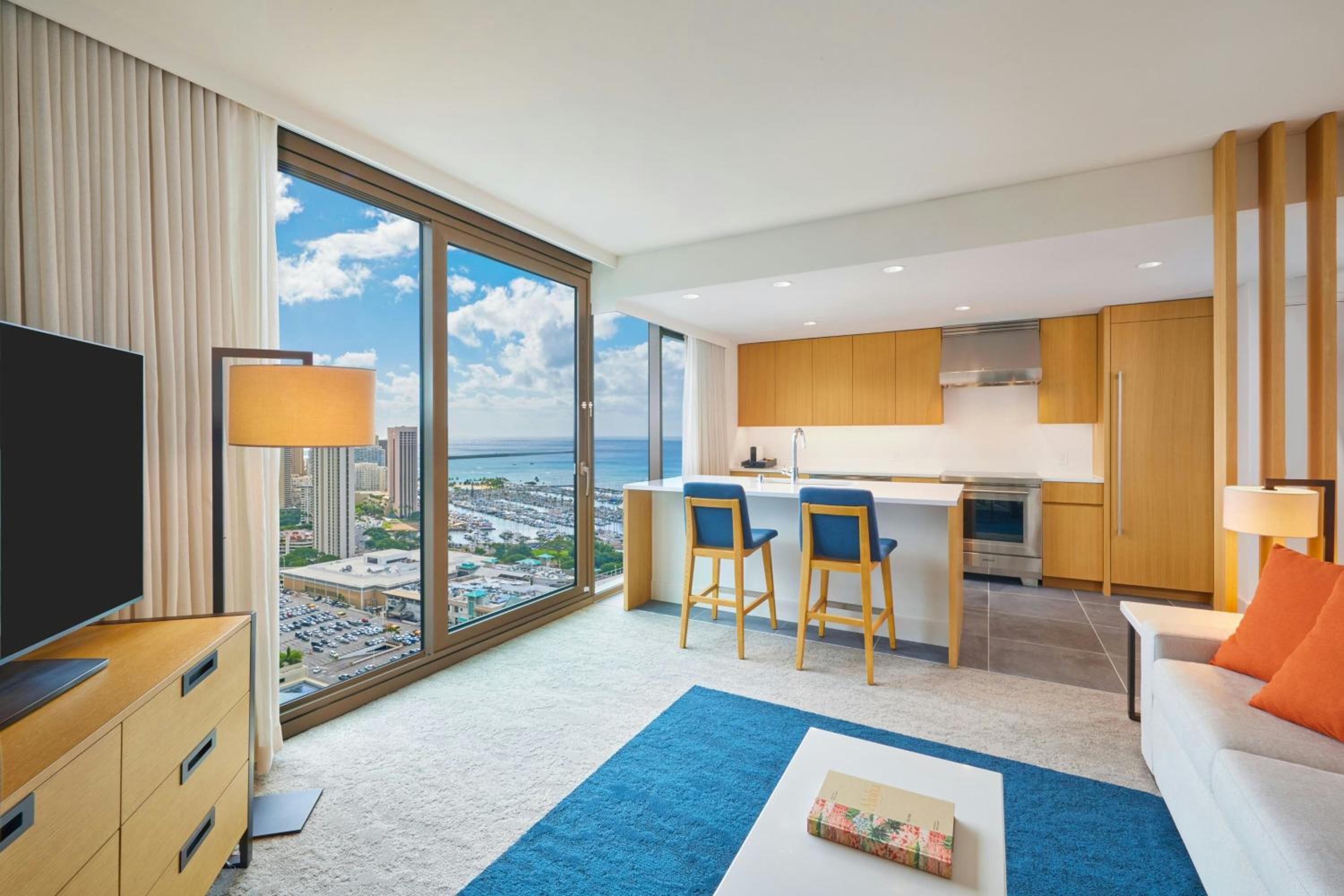 One-Bedroom Residential Suite with Panoramic View