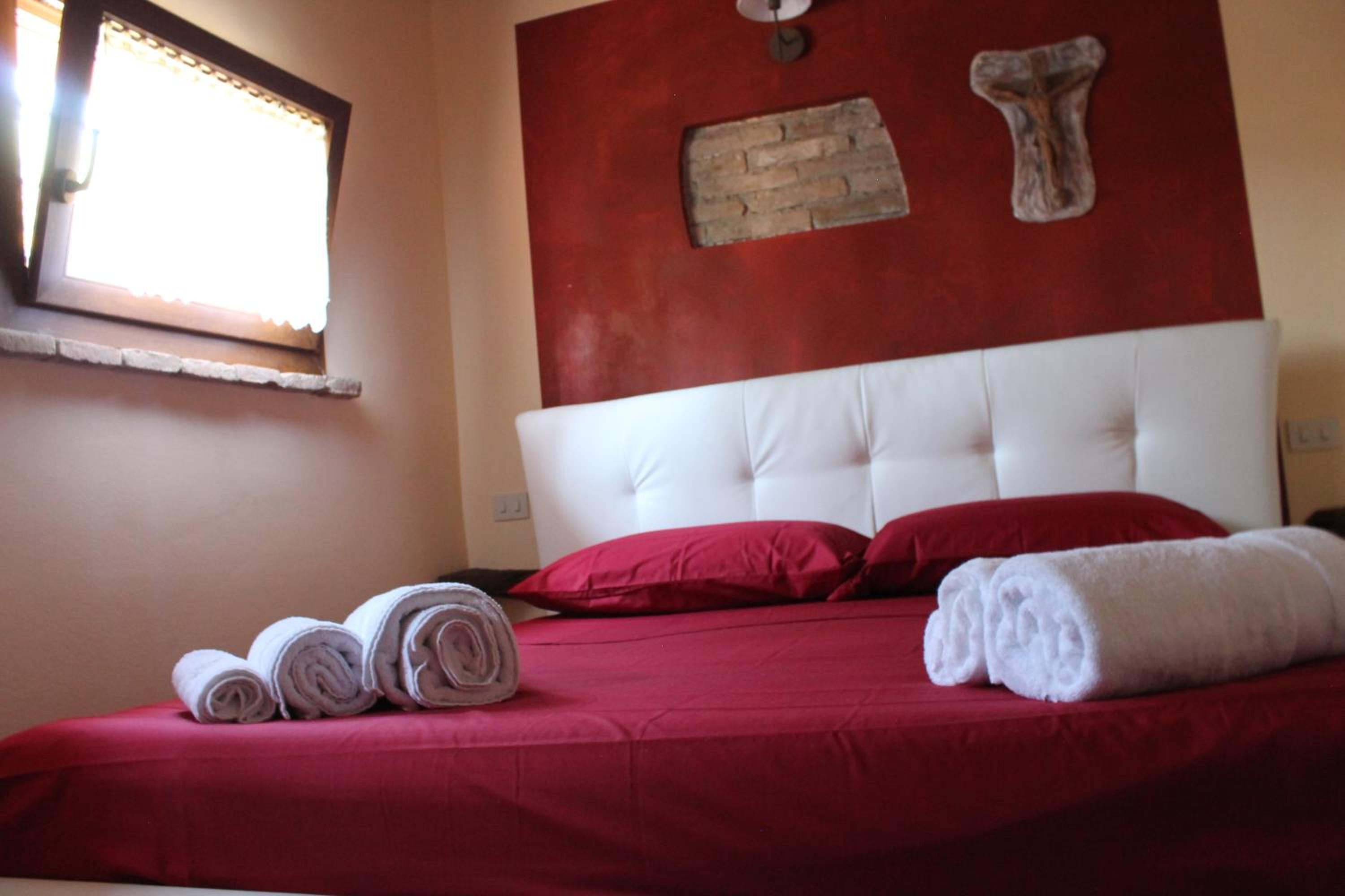 Large Double or Twin Room