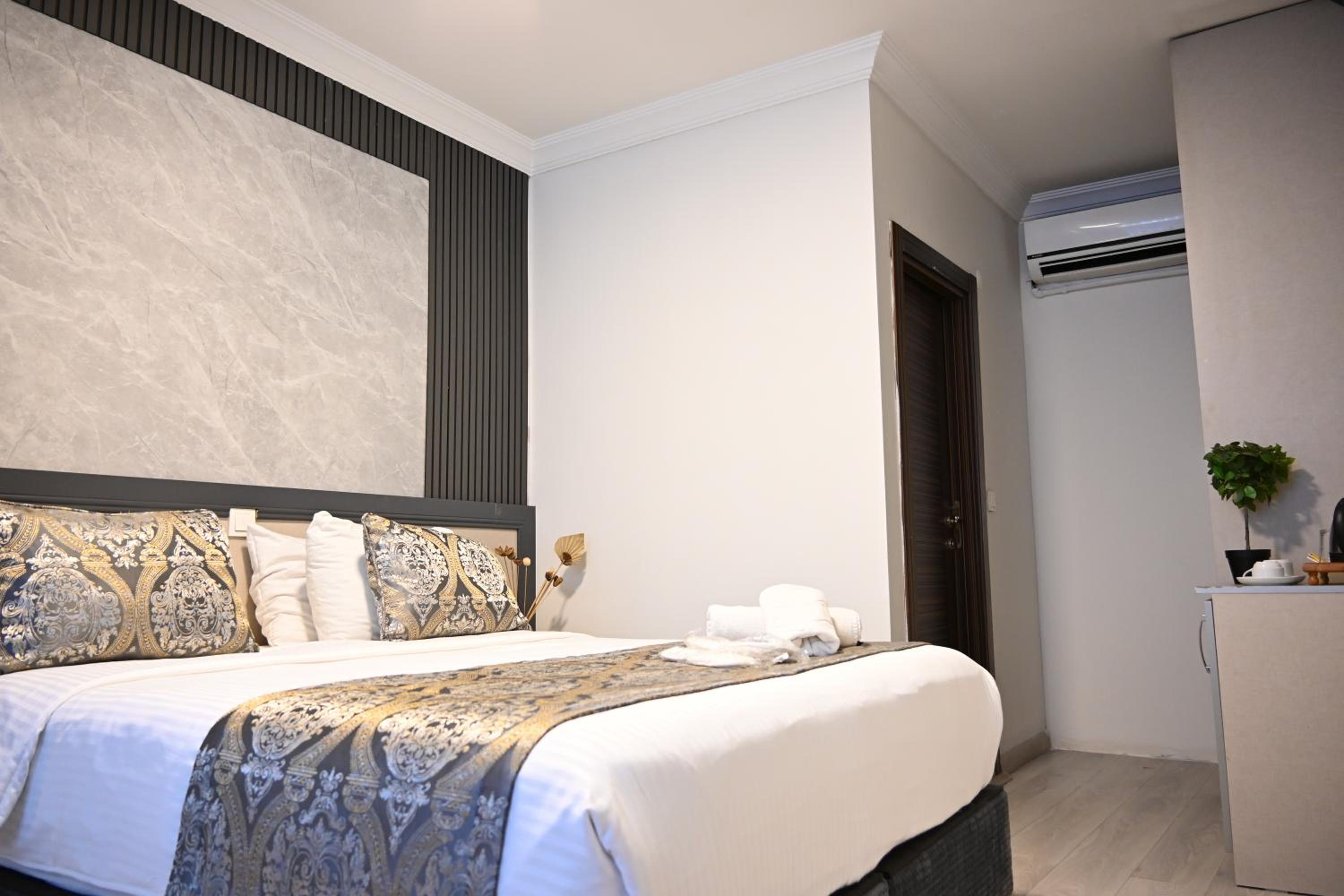 Quadruple Room photo 3