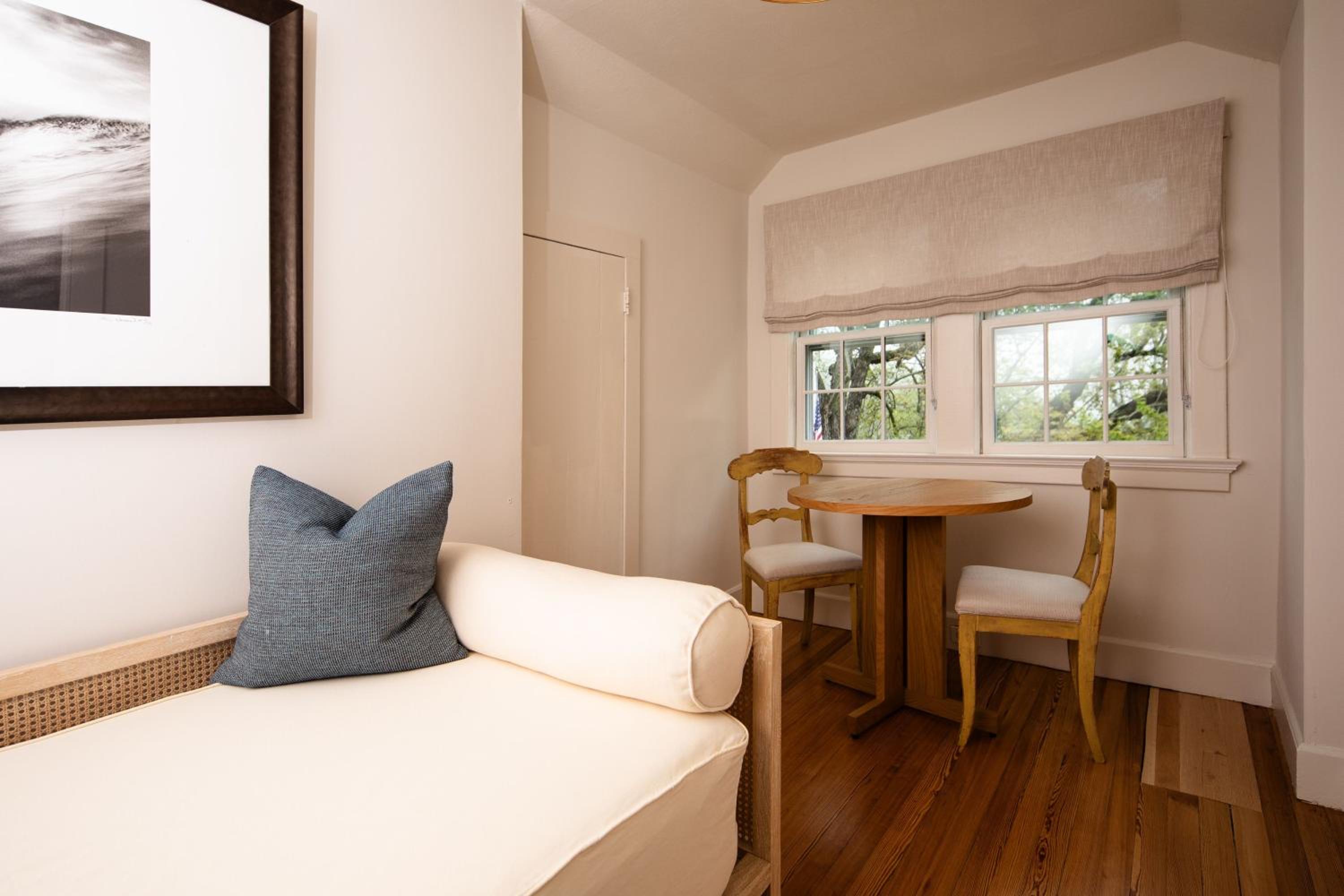 Queen Suite photo 2