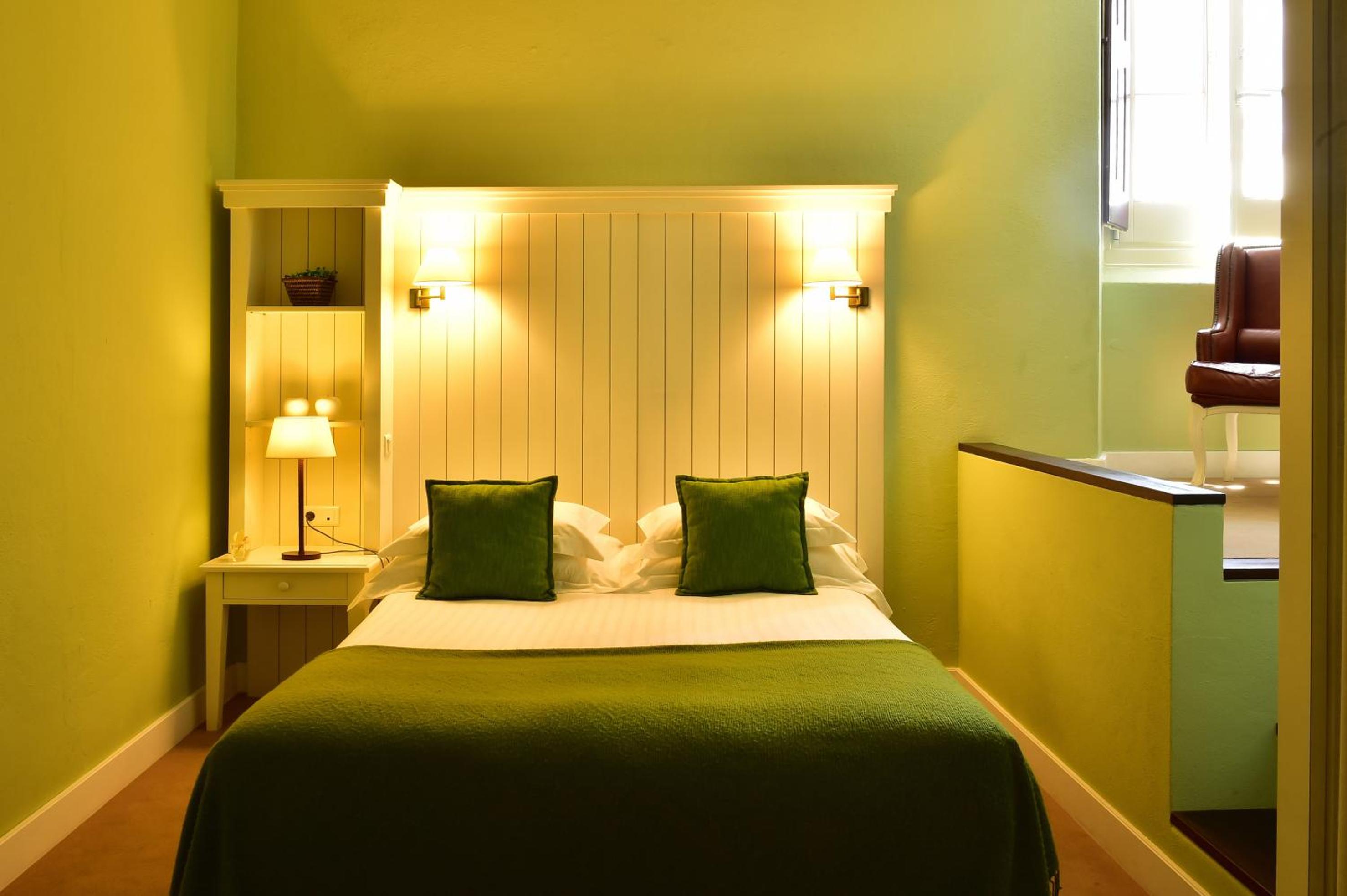 Suite - Photo 3