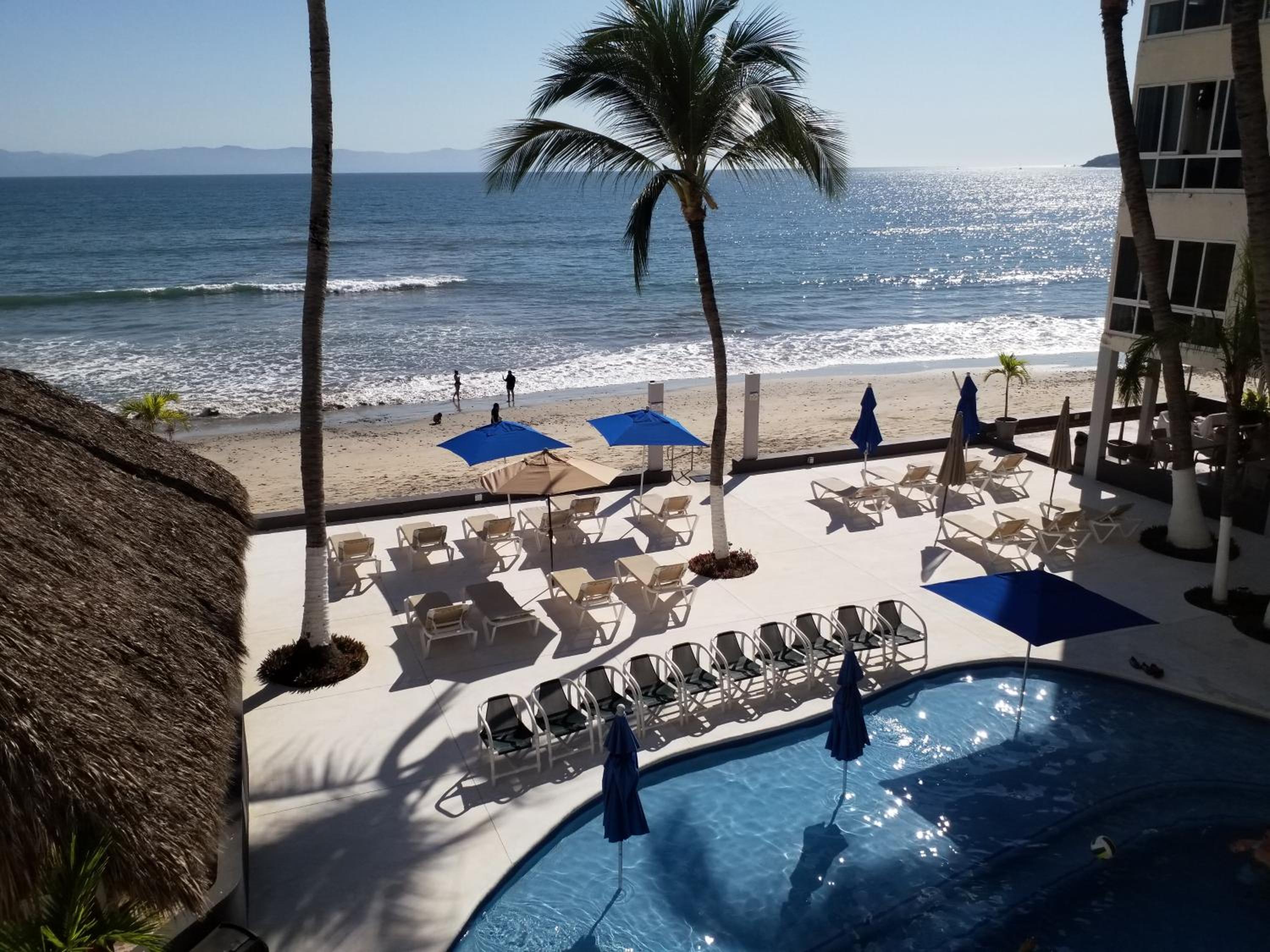 One-Bedroom Apartment with Ocean View photo 1