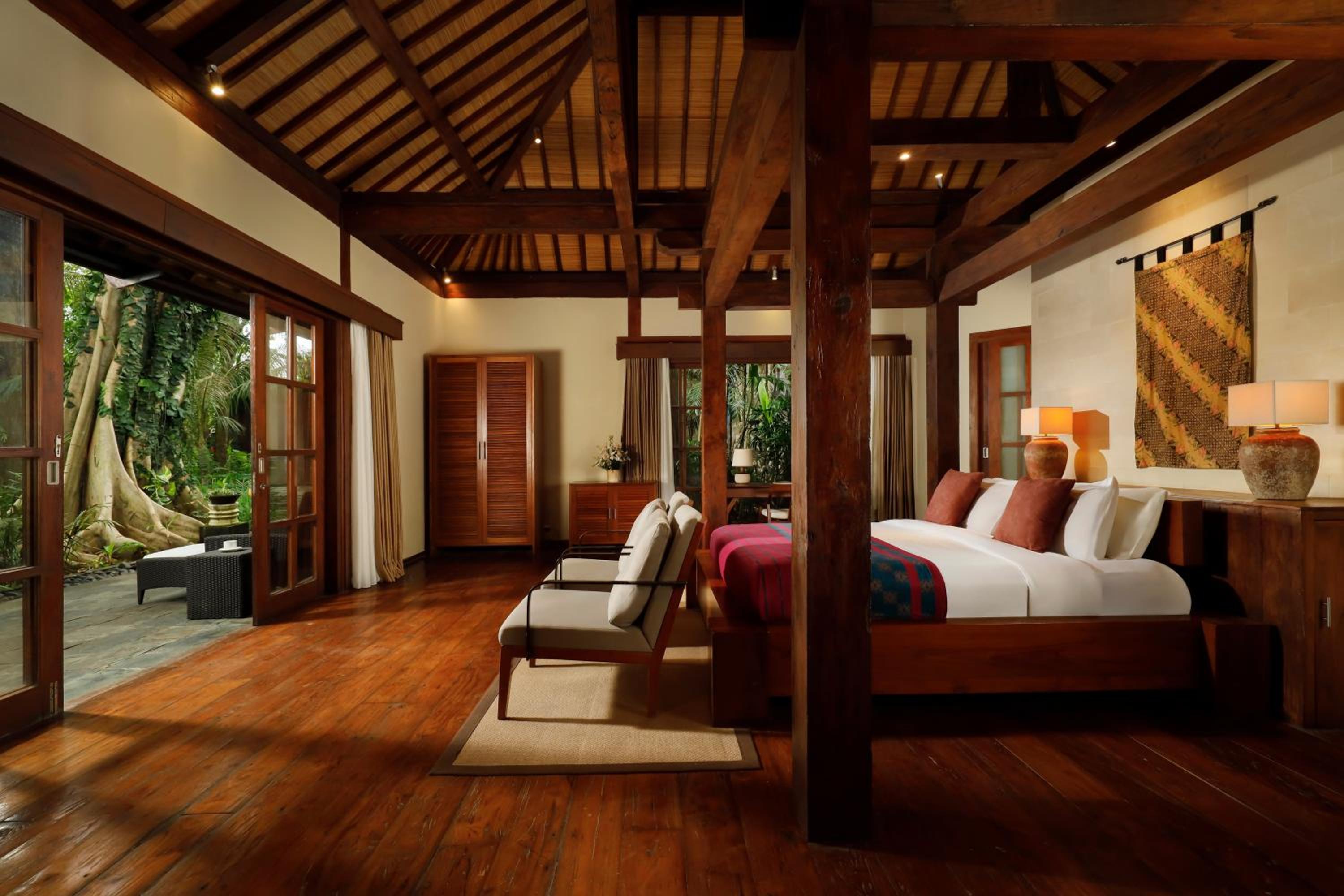 7 Bedroom Villa - Photo 9