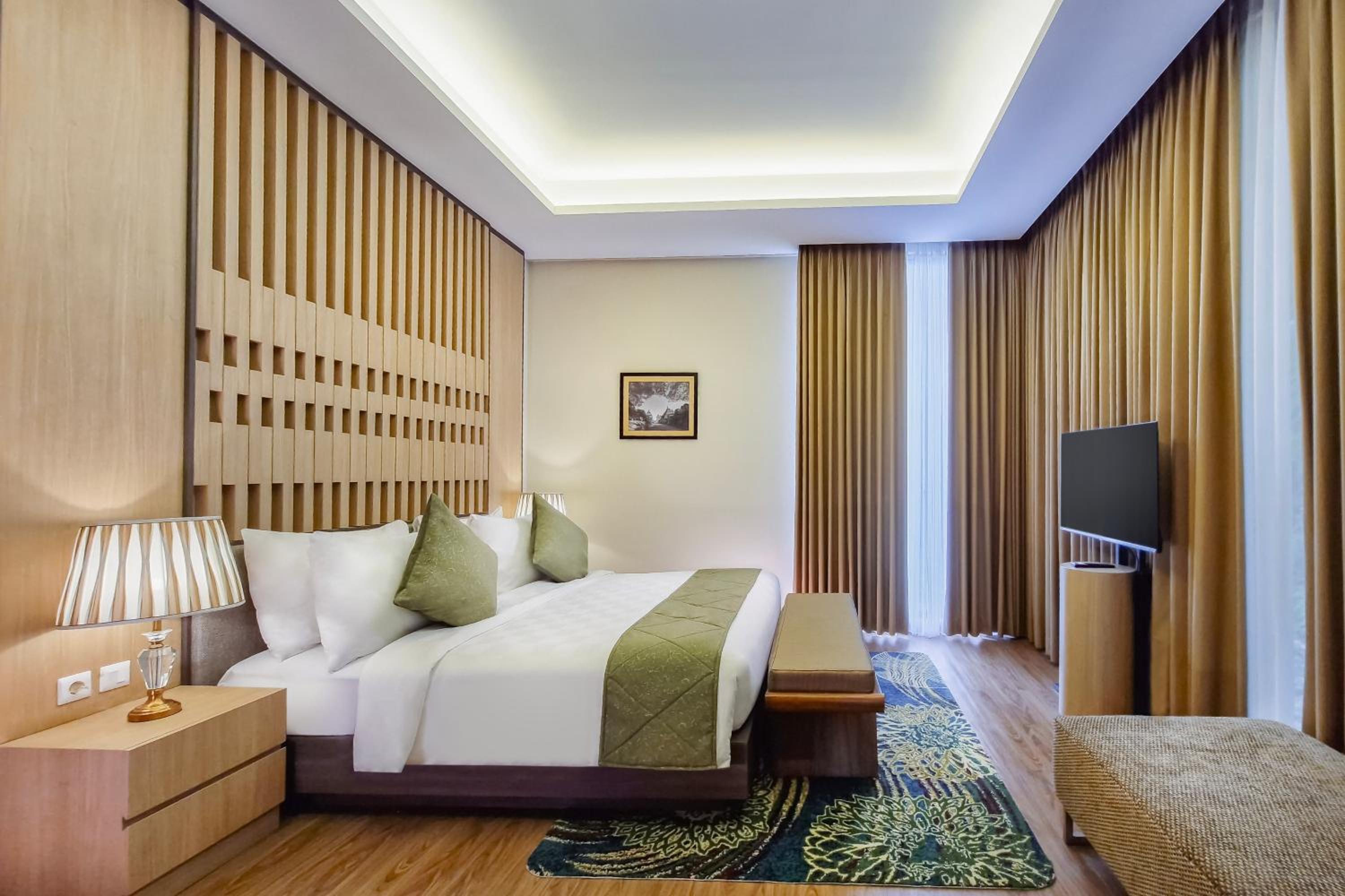 Villa with Two King Beds - Non-Smoking