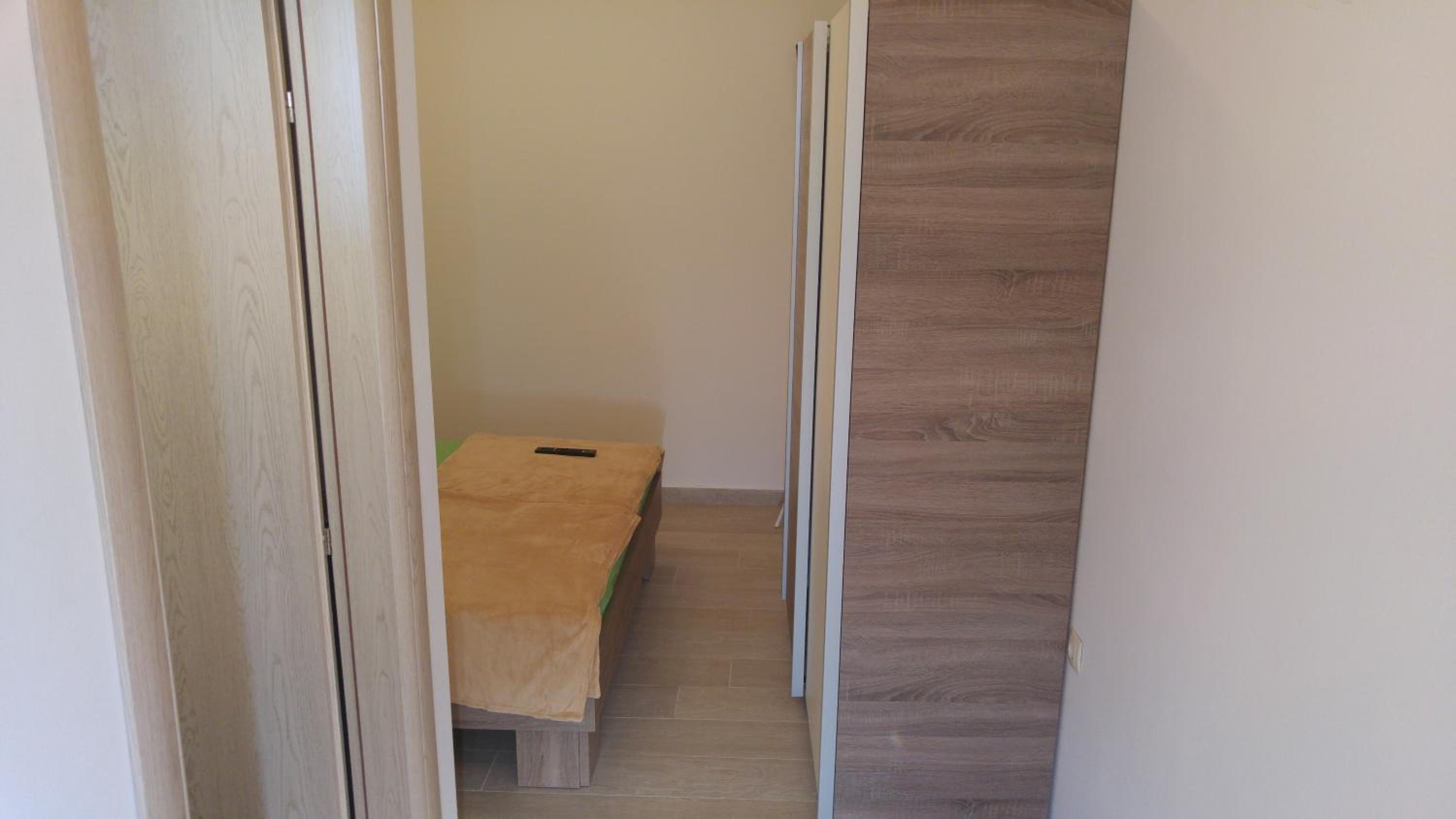 Double Room - Photo 4