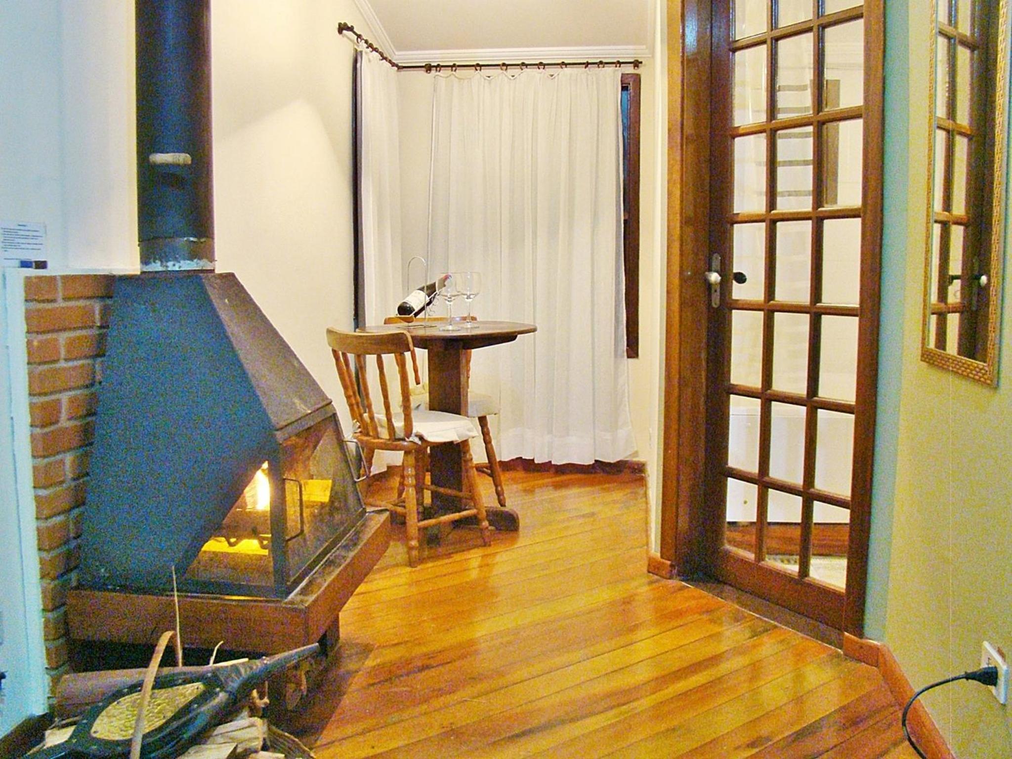 Double Room with Spa Bath and Fireplace photo 1