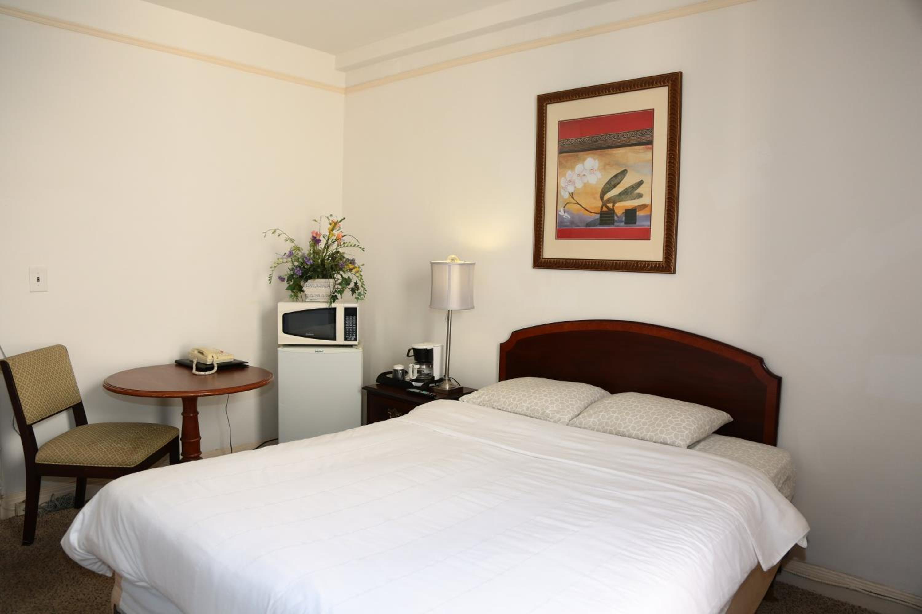 Single Bed in Dormitory Room