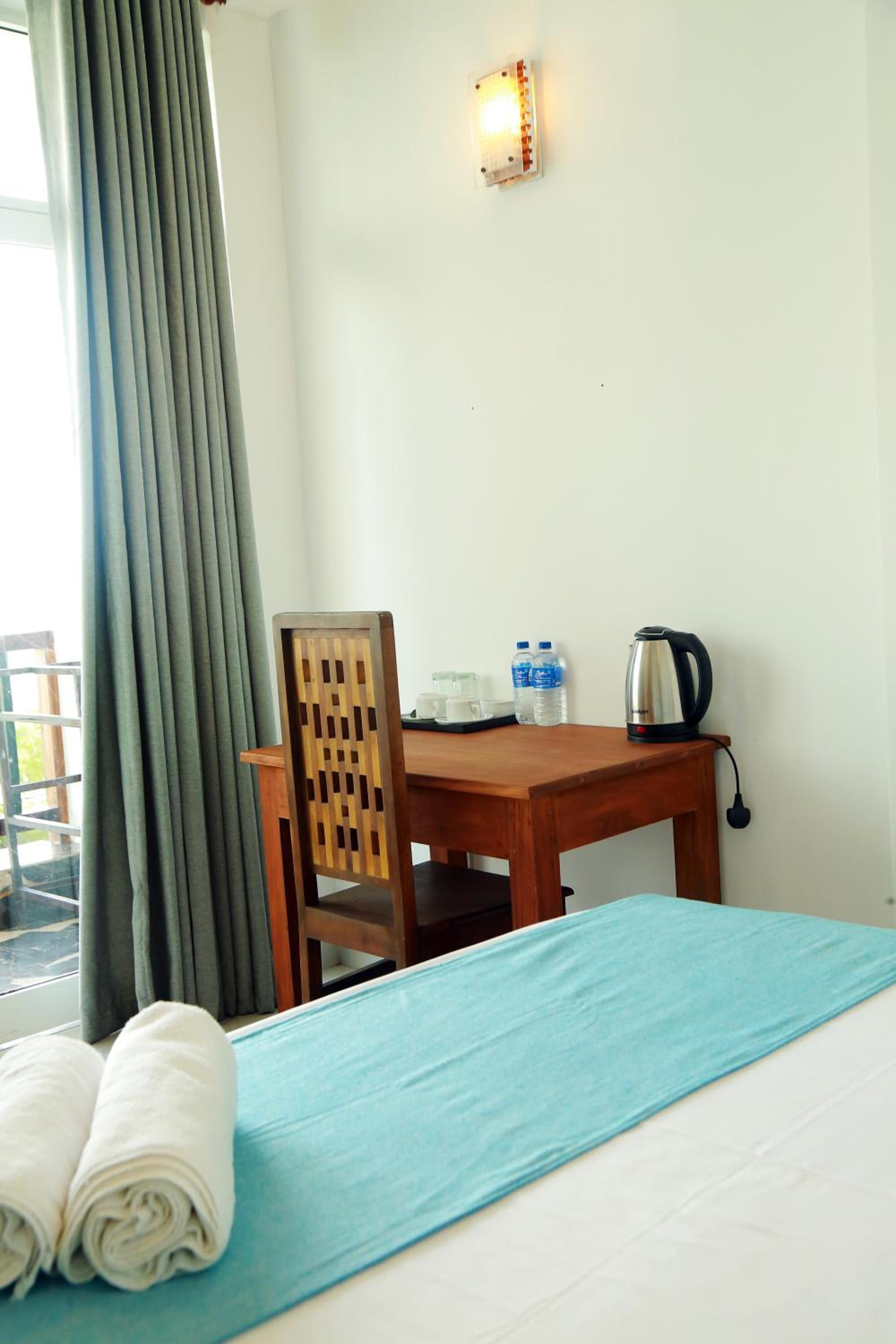 Superior King Room photo 2