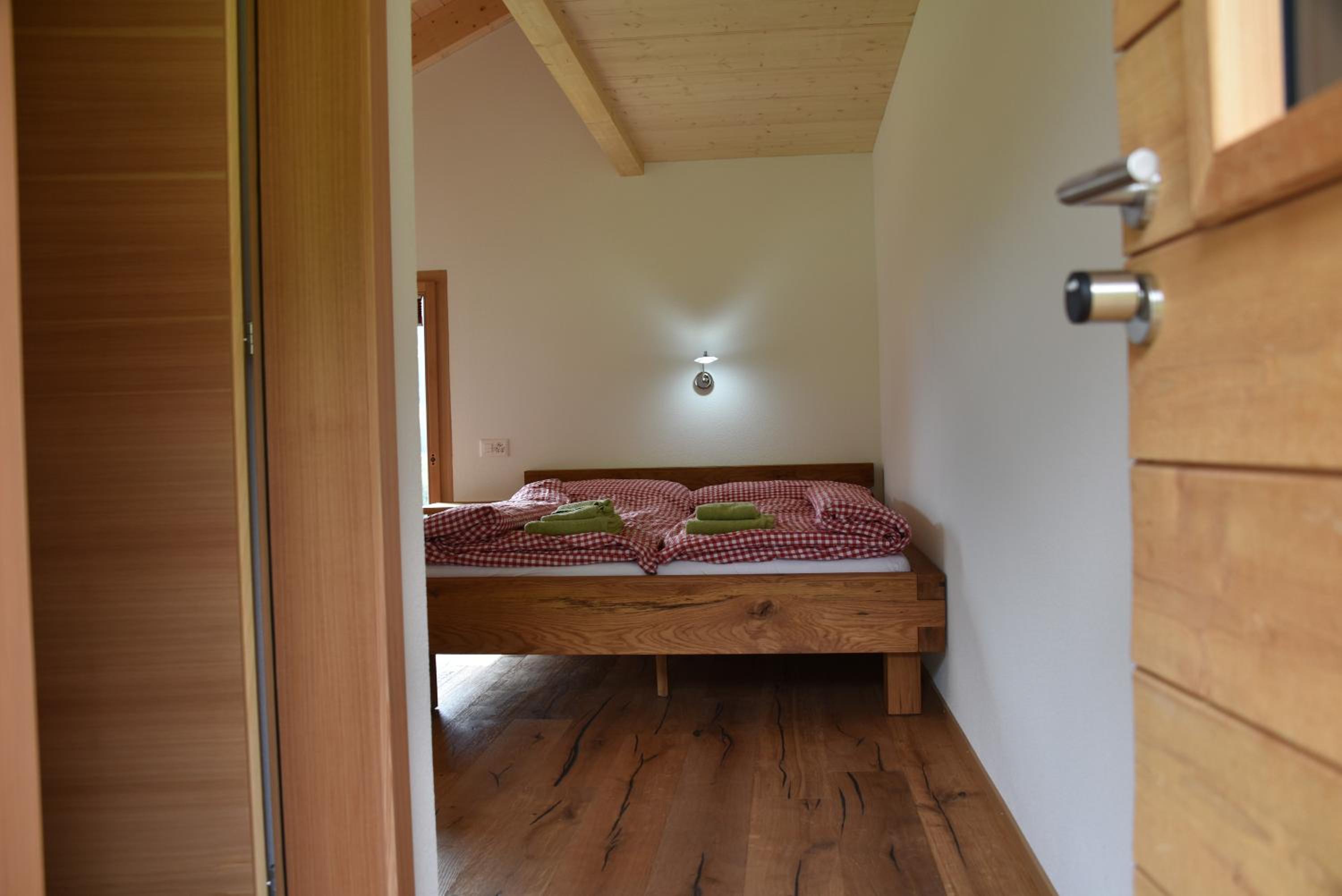 Deluxe Double Room with Shower