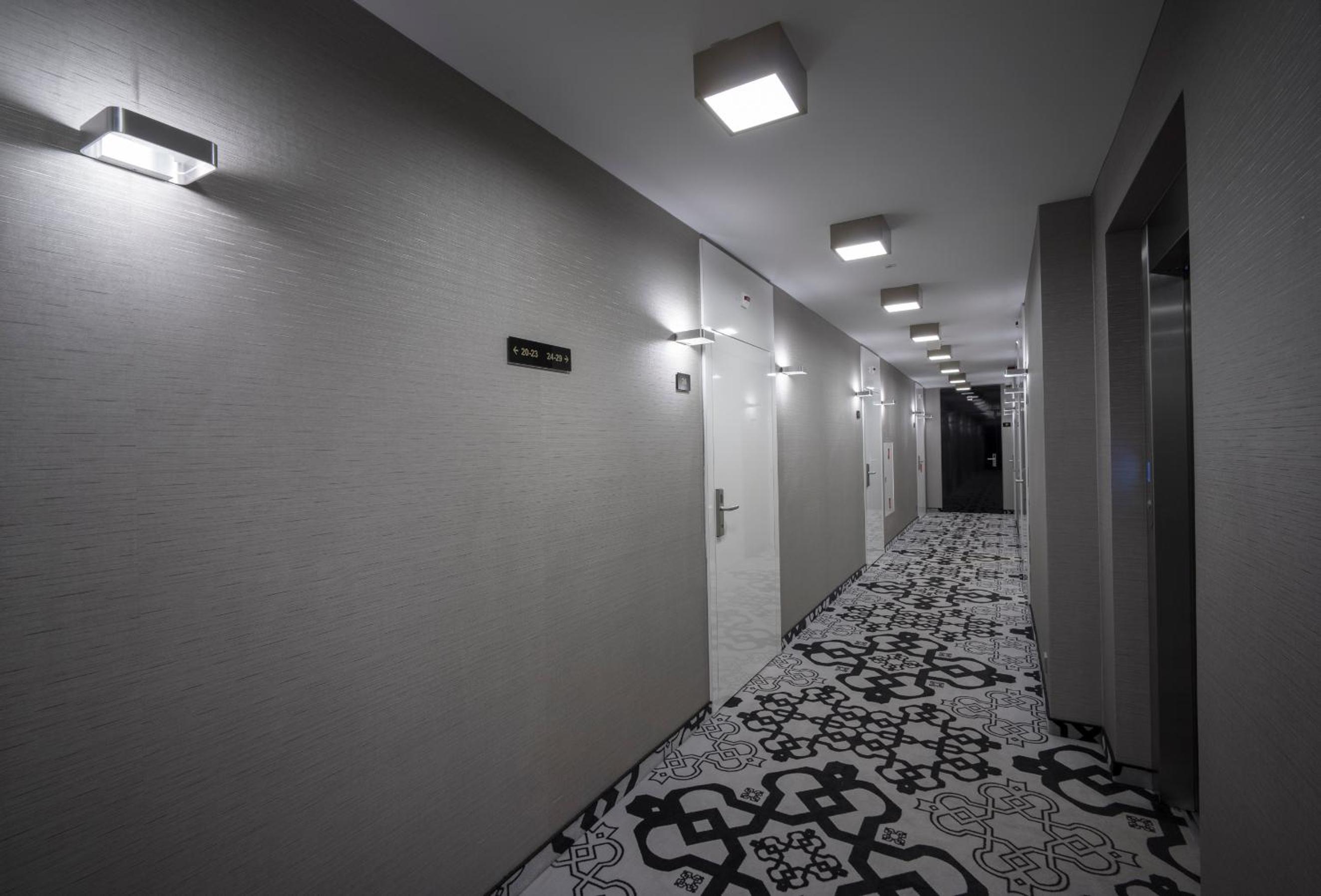 Standard Double or Twin Room - Photo 2