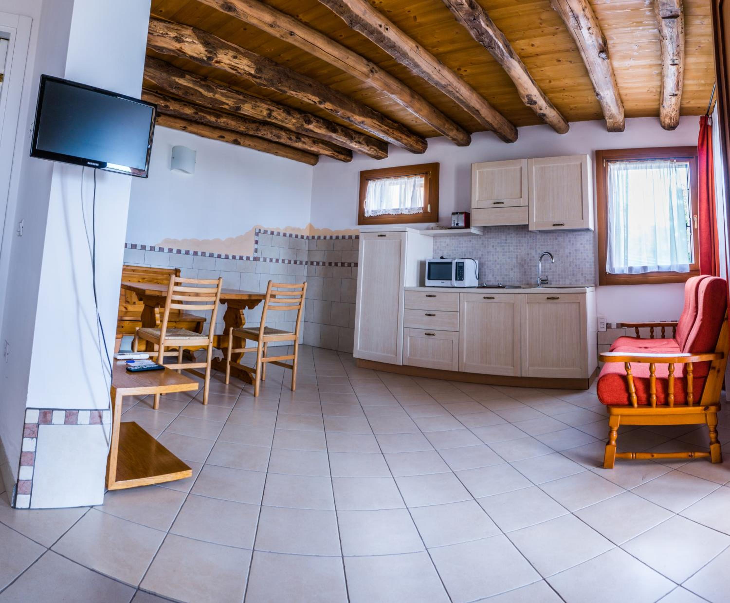 Apartment with Terrace photo 3