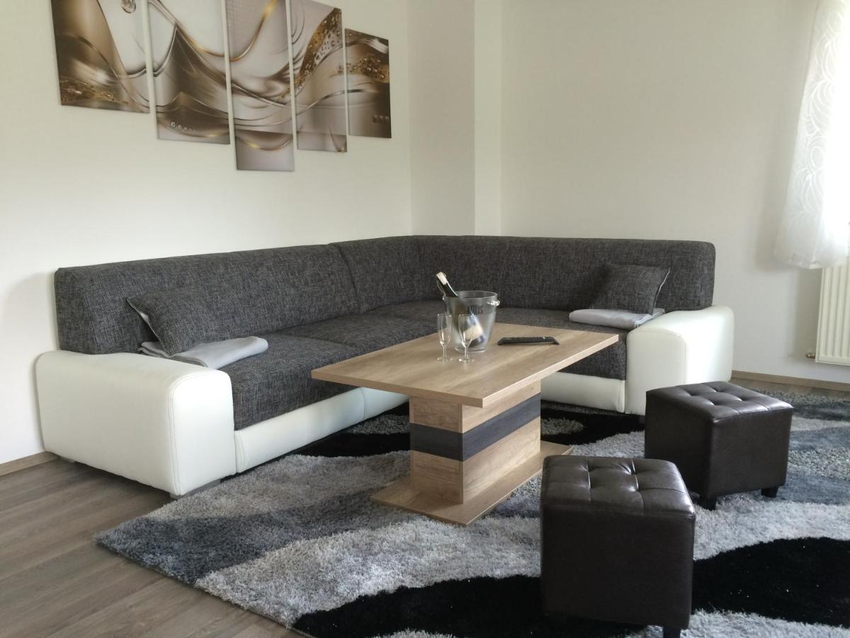 Comfort Two-Bedroom Apartment with Balcony photo 1
