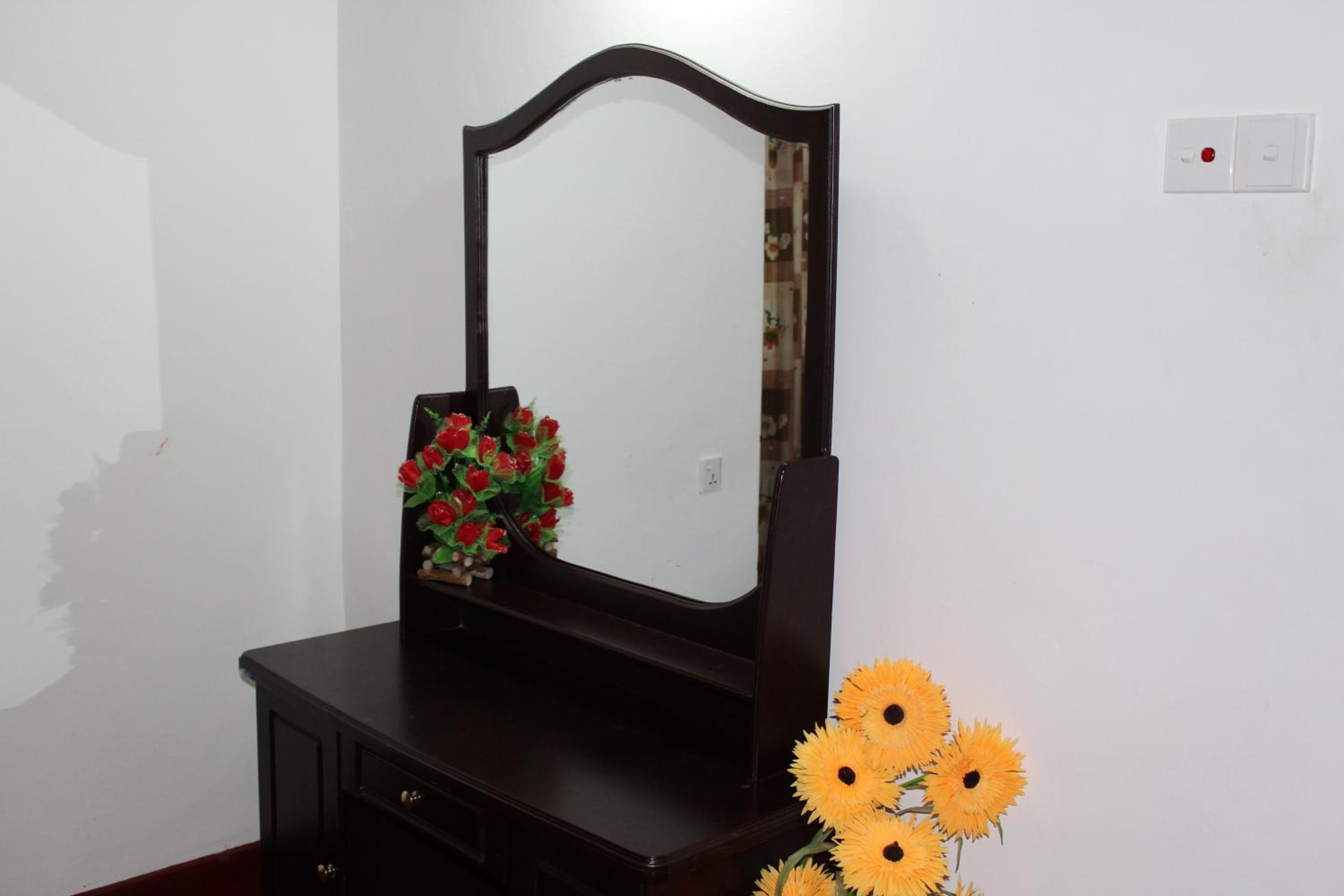 Deluxe King Room photo 1