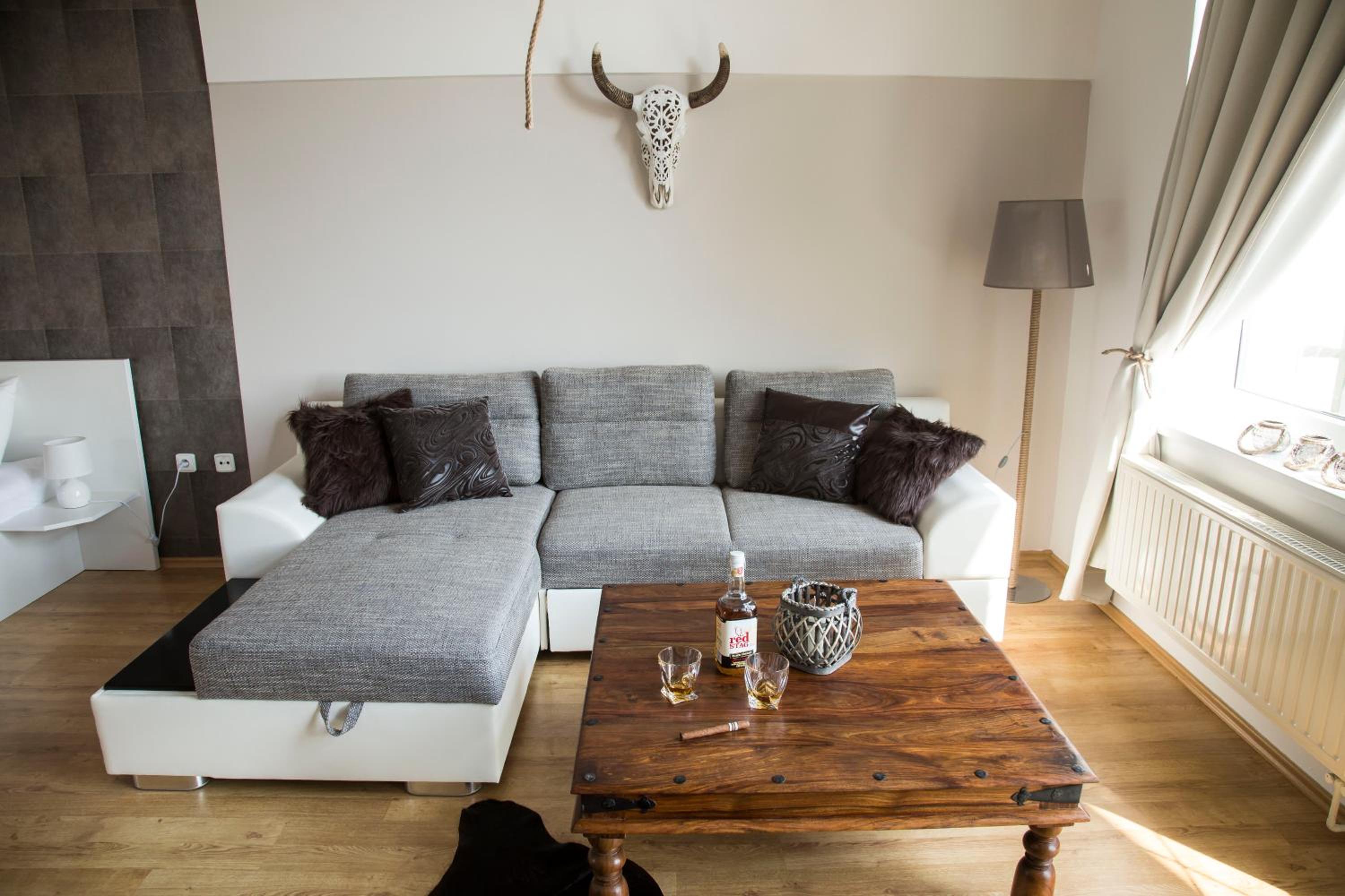 Two-Bedroom Apartment - Photo 8