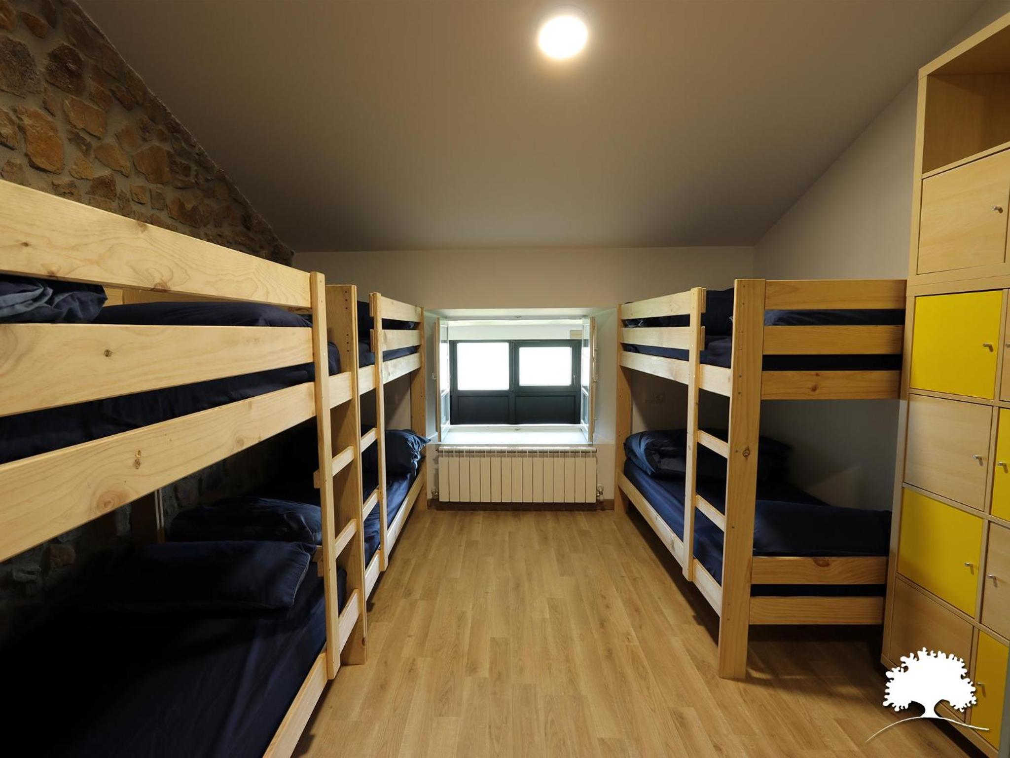 Bed in 10-Bed Mixed Dormitory Room photo 2