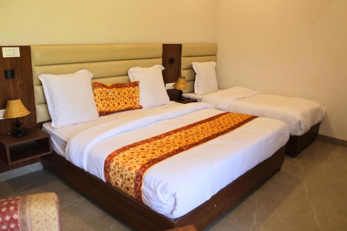 Deluxe Triple Room