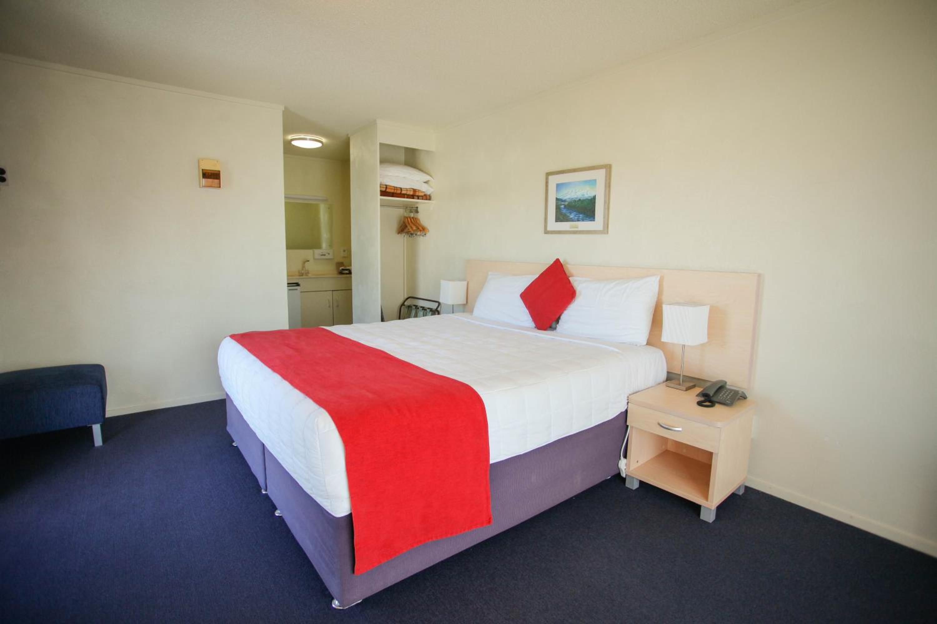 Business Double Room - Photo 1