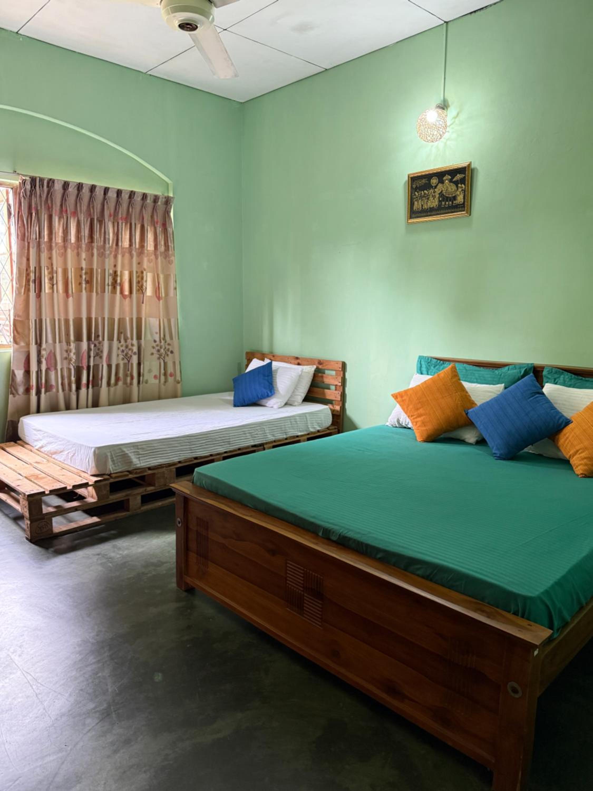 Mixed Dormitory Room photo 1