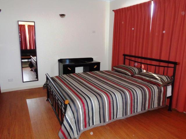 Three-Bedroom House - Fauna Park photo 3