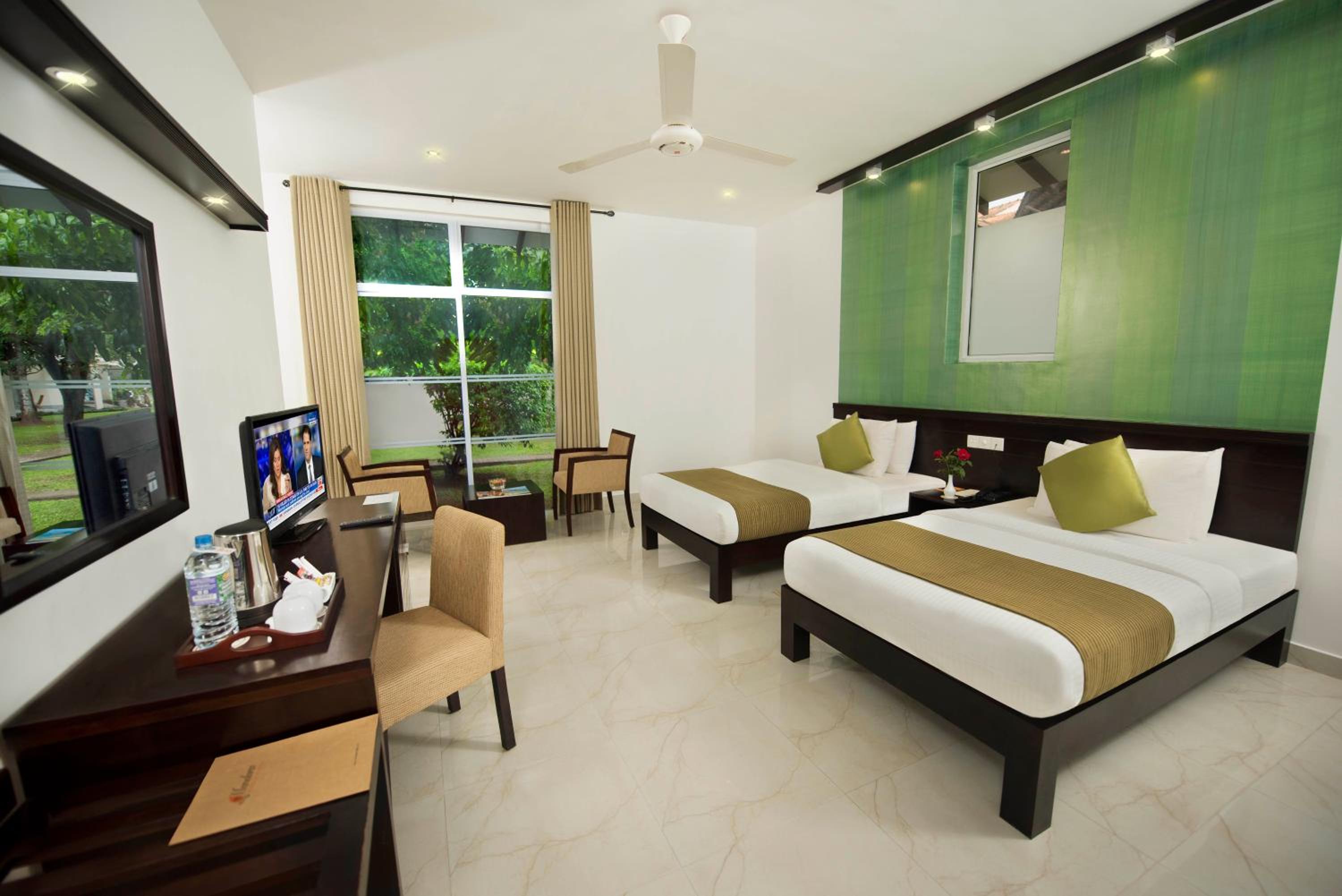 Deluxe Single Room