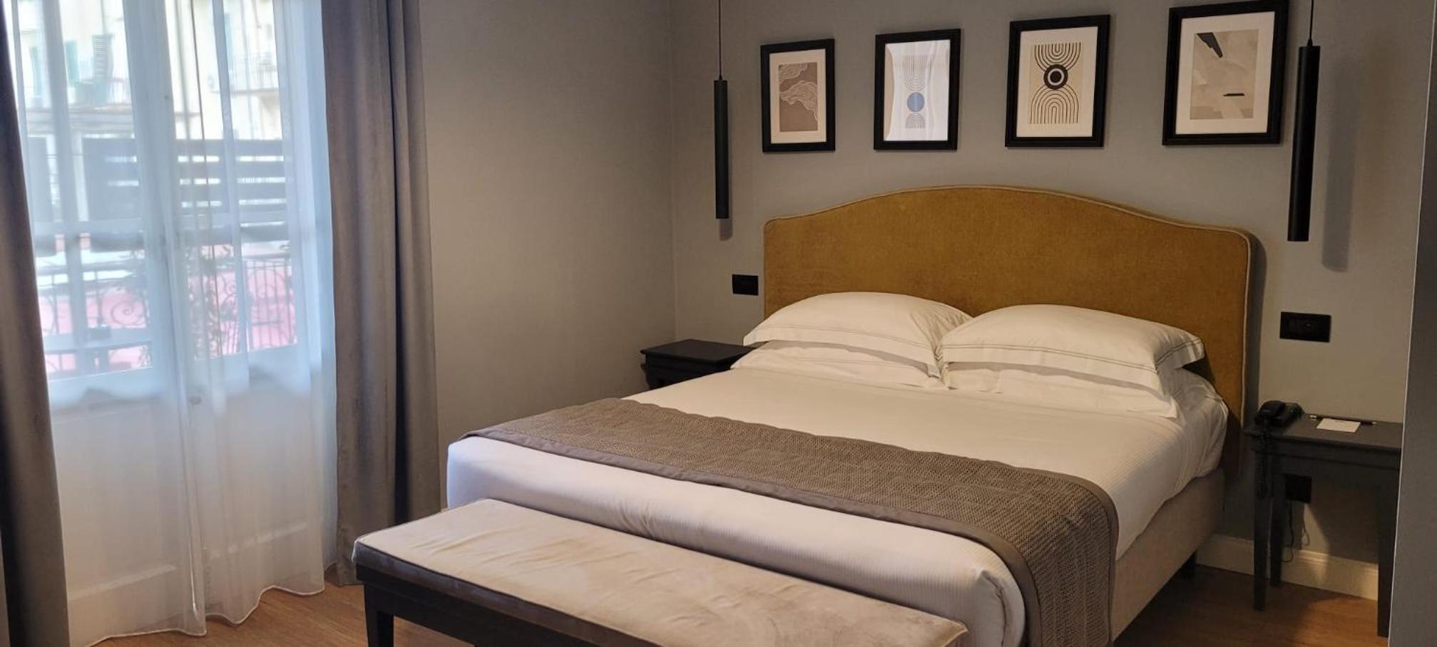 Deluxe Double Room with Balcony