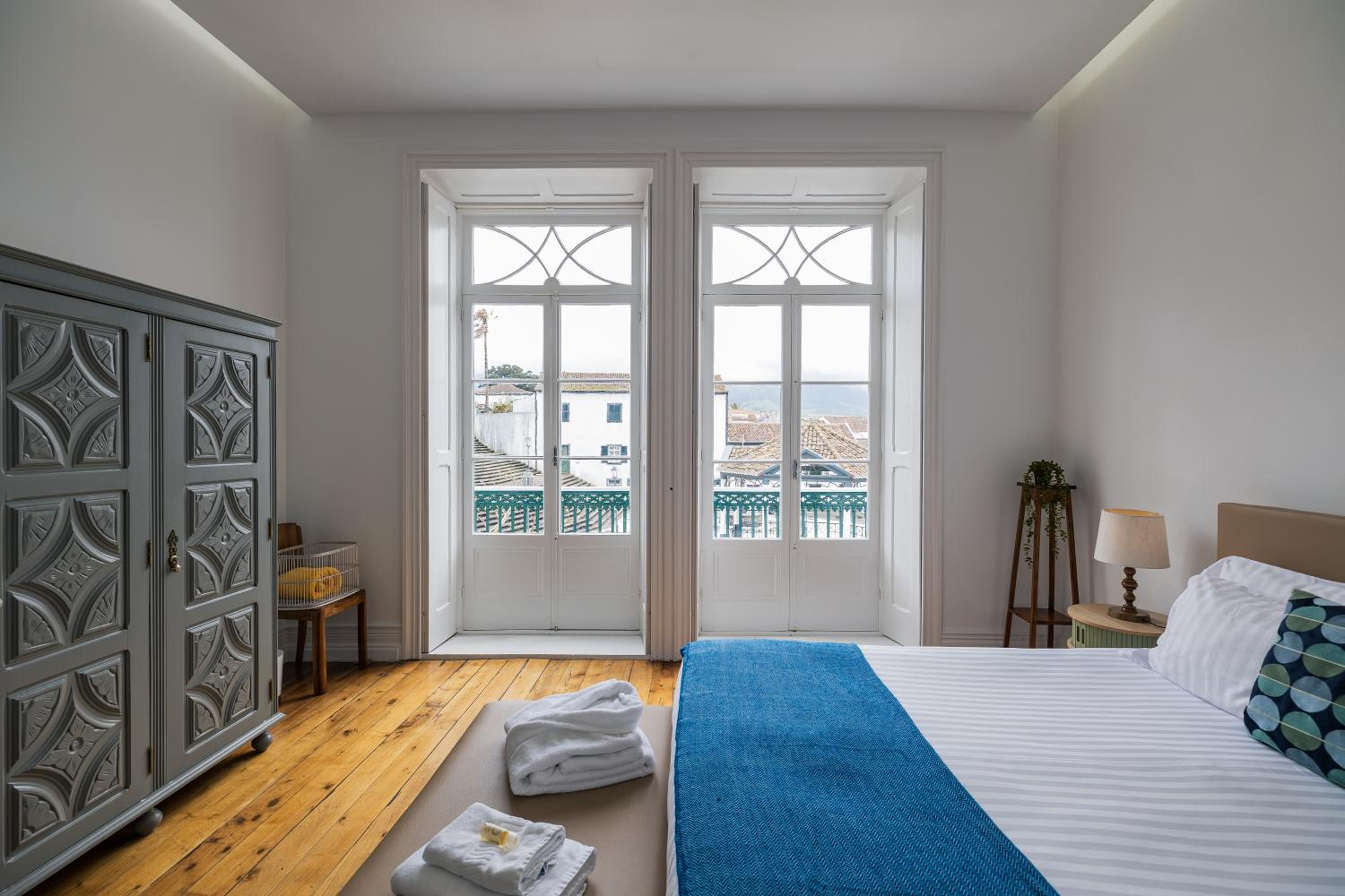 Five-Bedroom Holiday Home