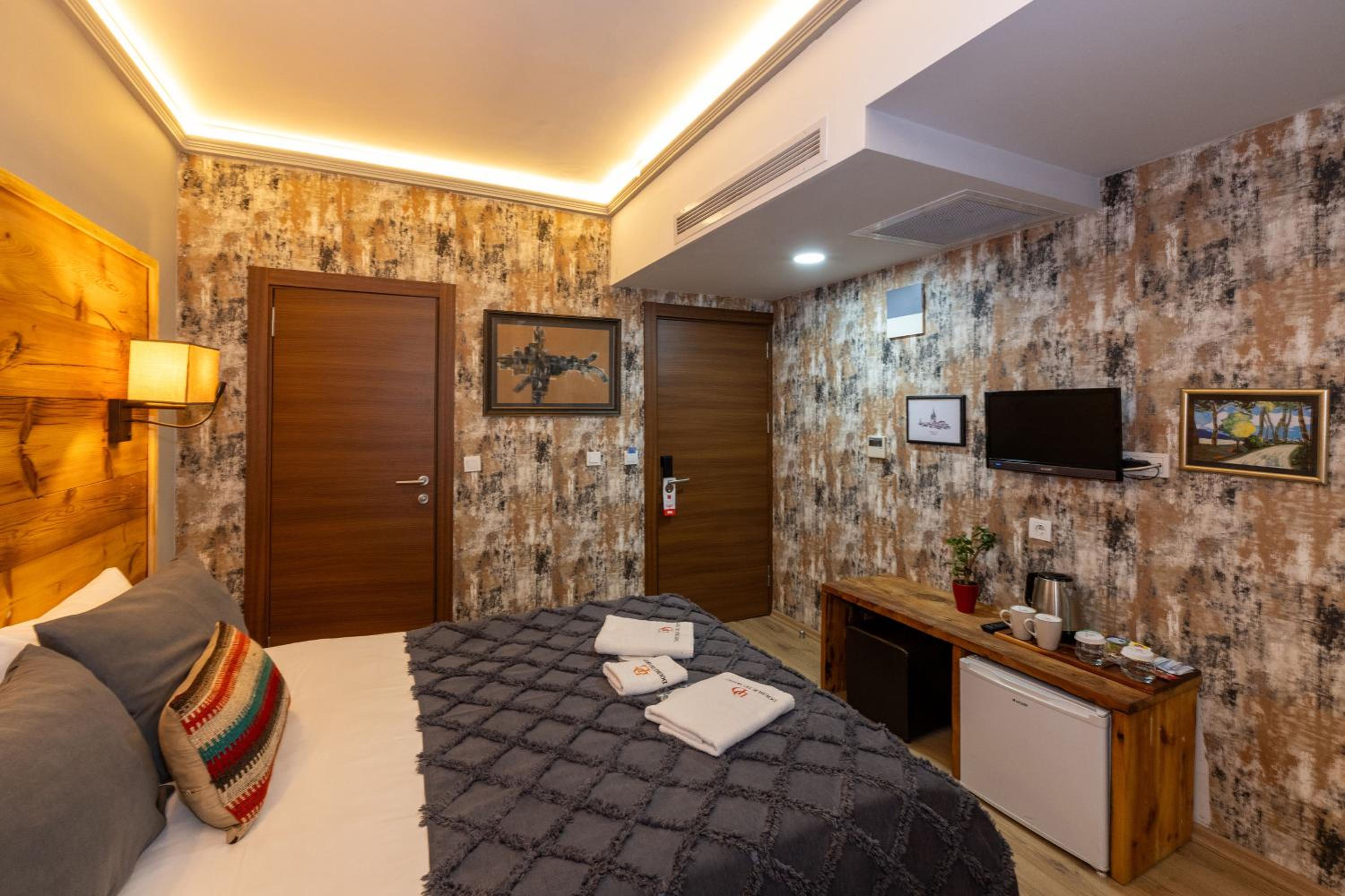 Superior Double Room photo 2