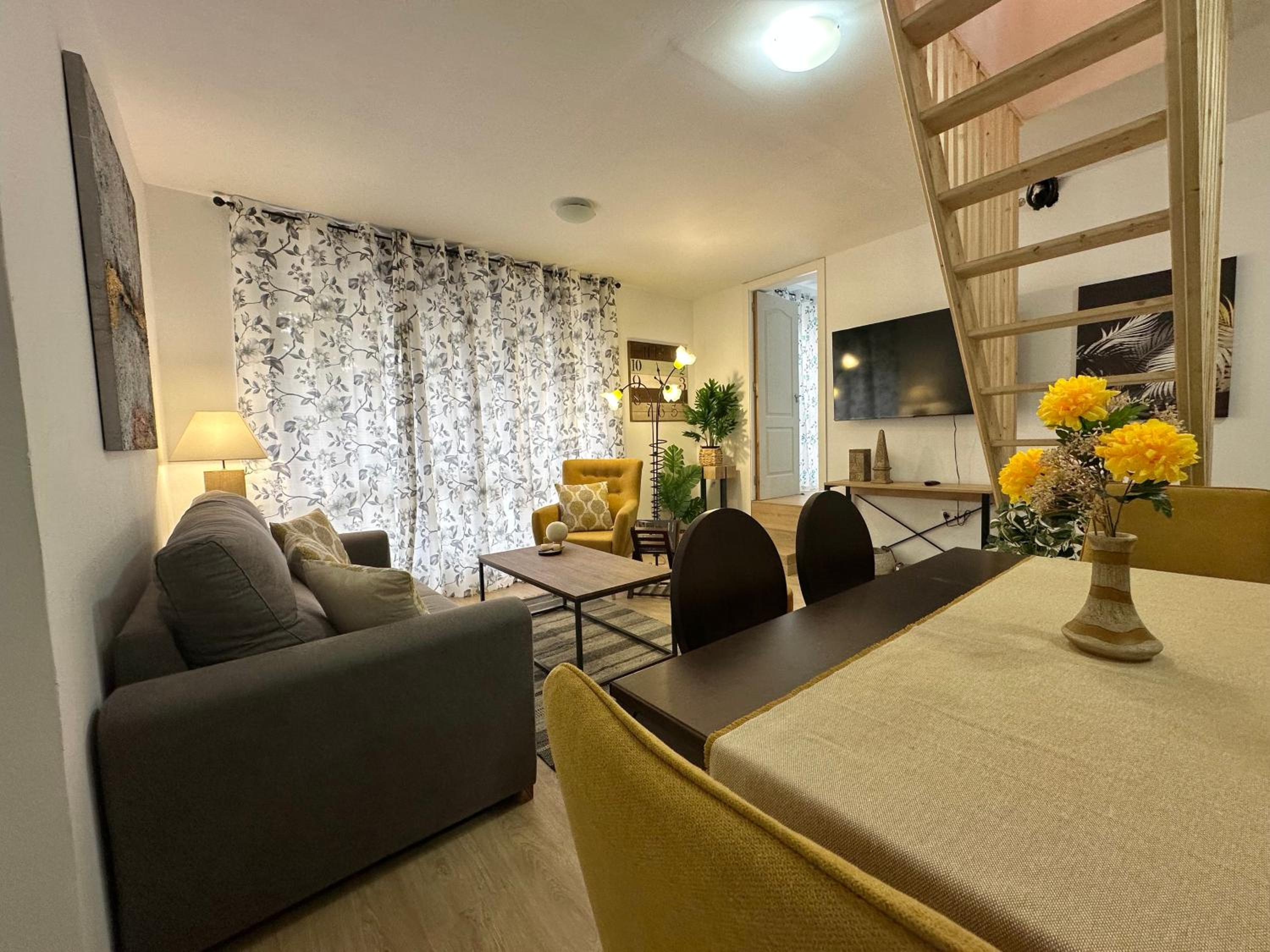 Two-Bedroom Deluxe Apartment